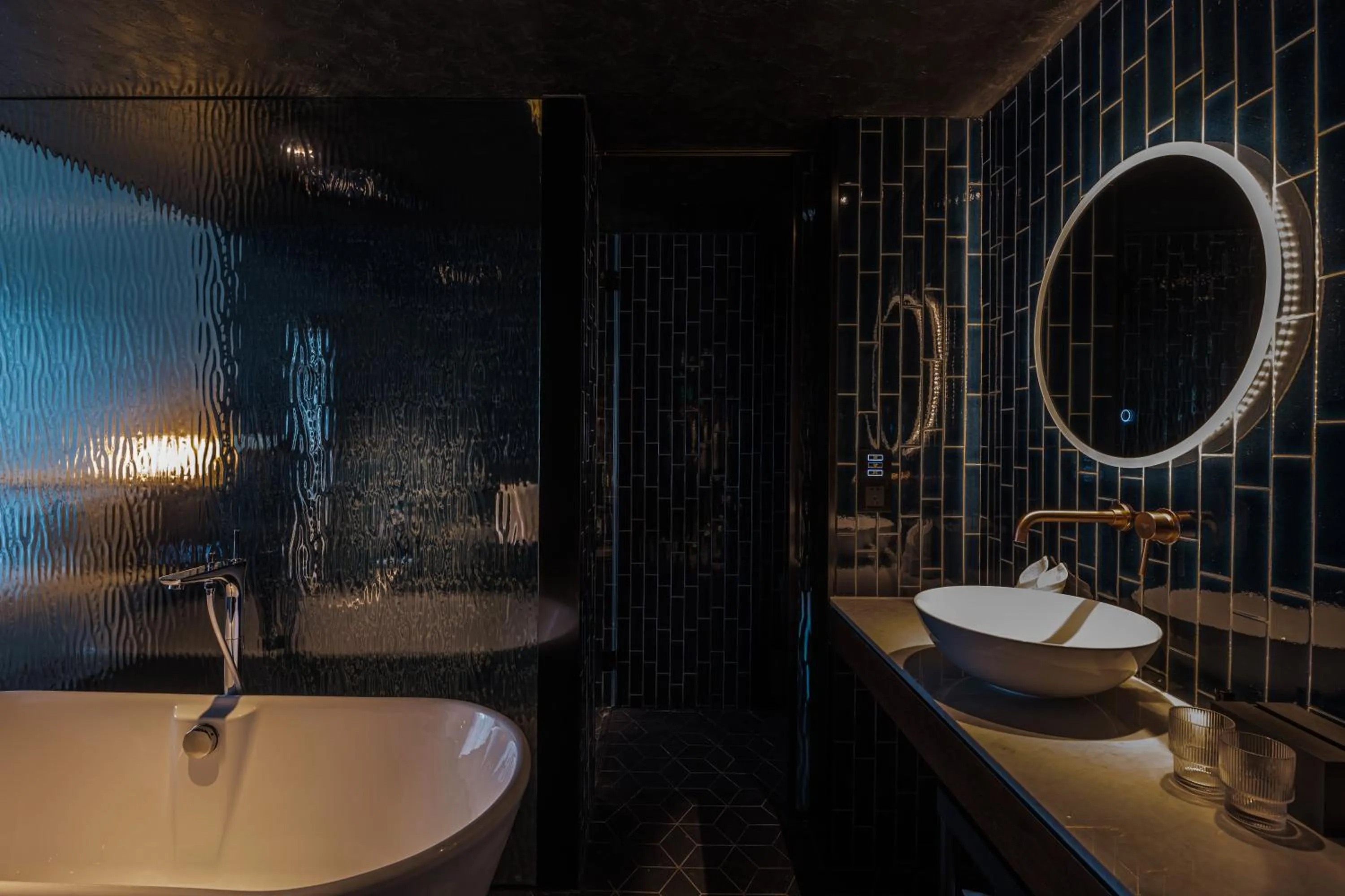 Bathroom in Neobridge Hotel