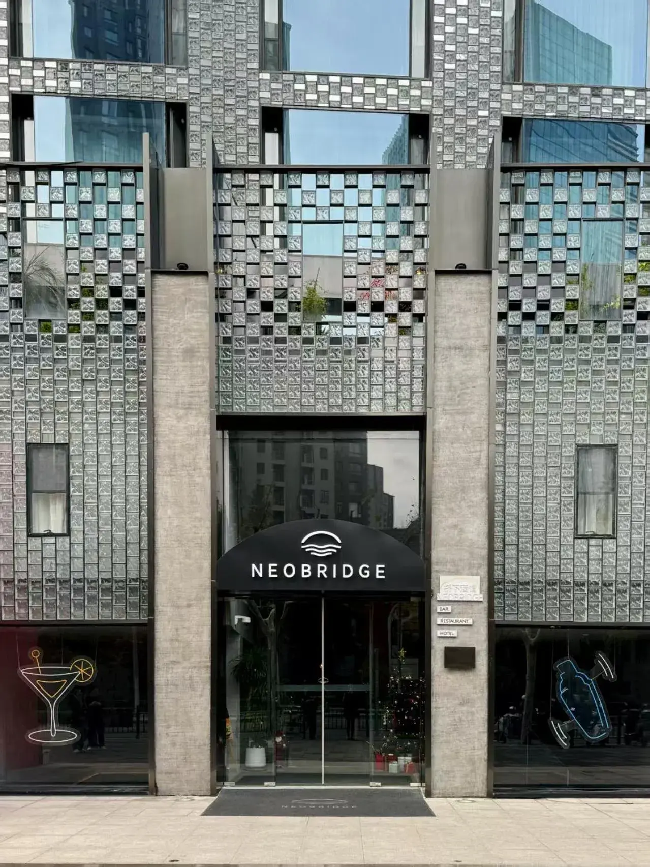 Property building in Neobridge Hotel Property building in Neobridge Hotel