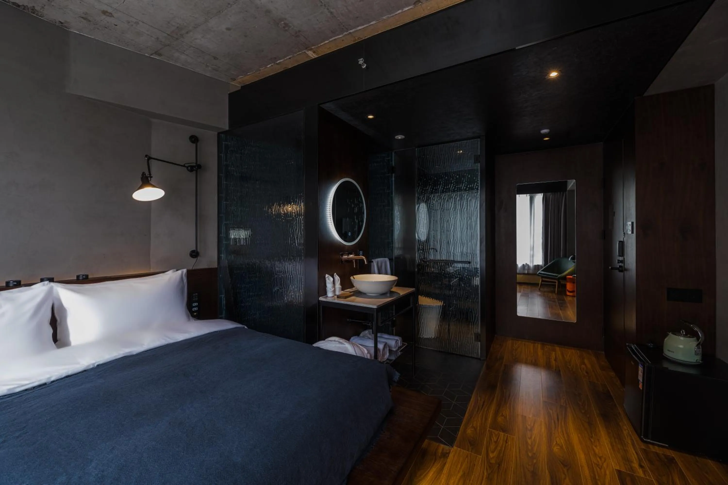 Bed in Neobridge Hotel