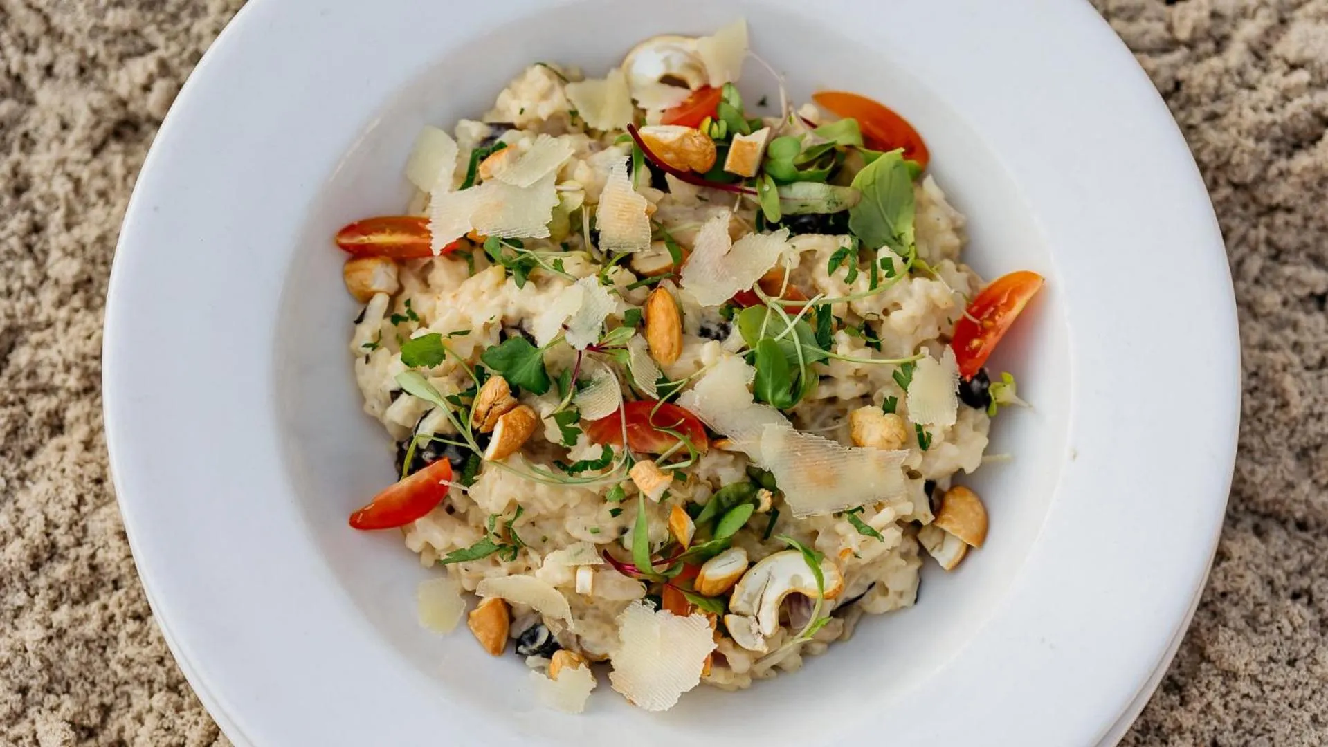 Food in Coral Beach Hotel Dar Es Salaam