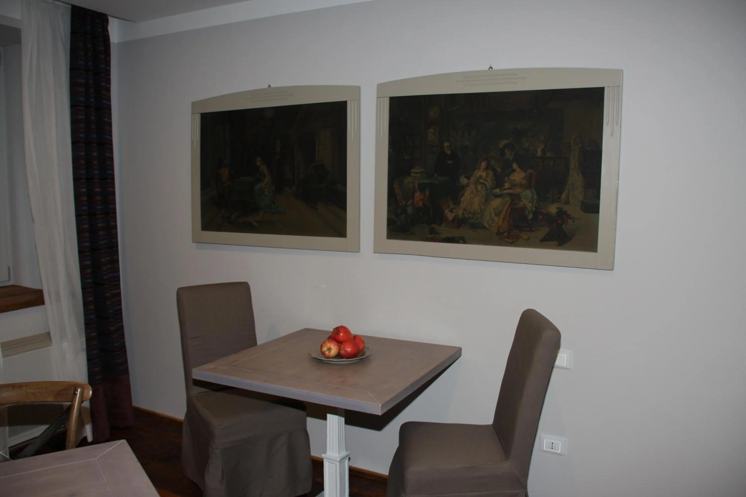 Lounge or bar in Locanda In Borgo Garnì & Wellness