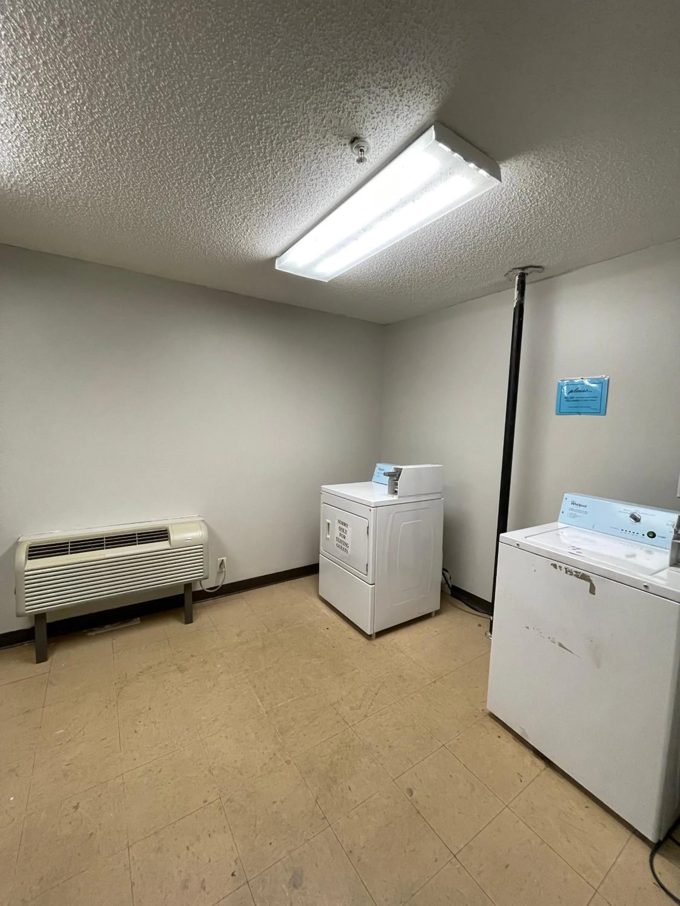 laundry in High Falls Inn & Suites