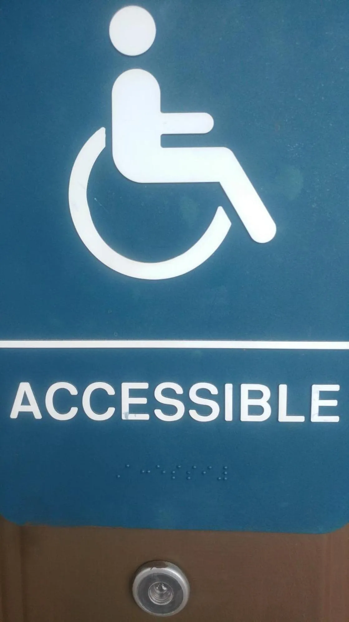 Facility for disabled guests in High Falls Inn & Suites