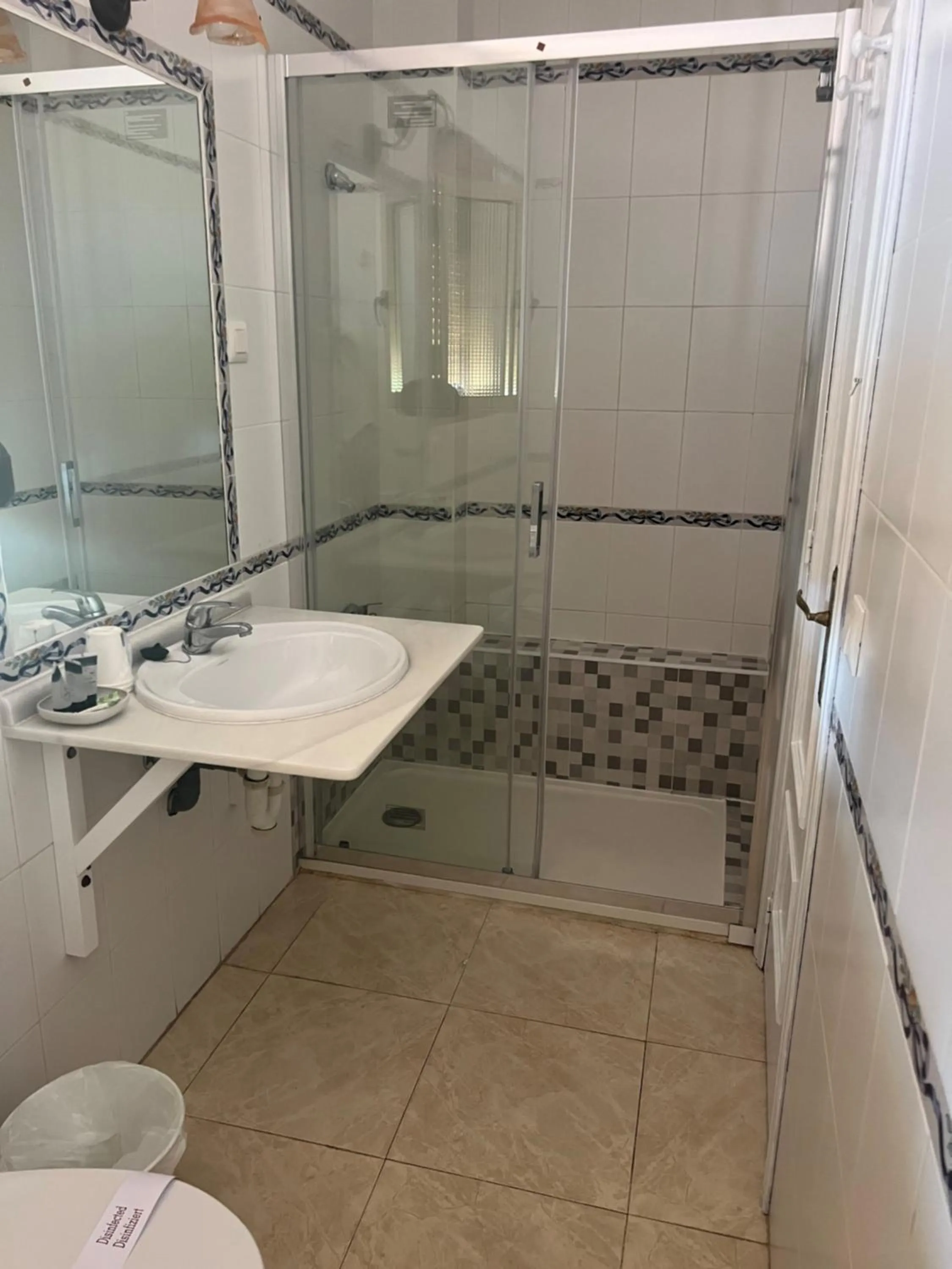 Toilet in Hotel Matalascañas