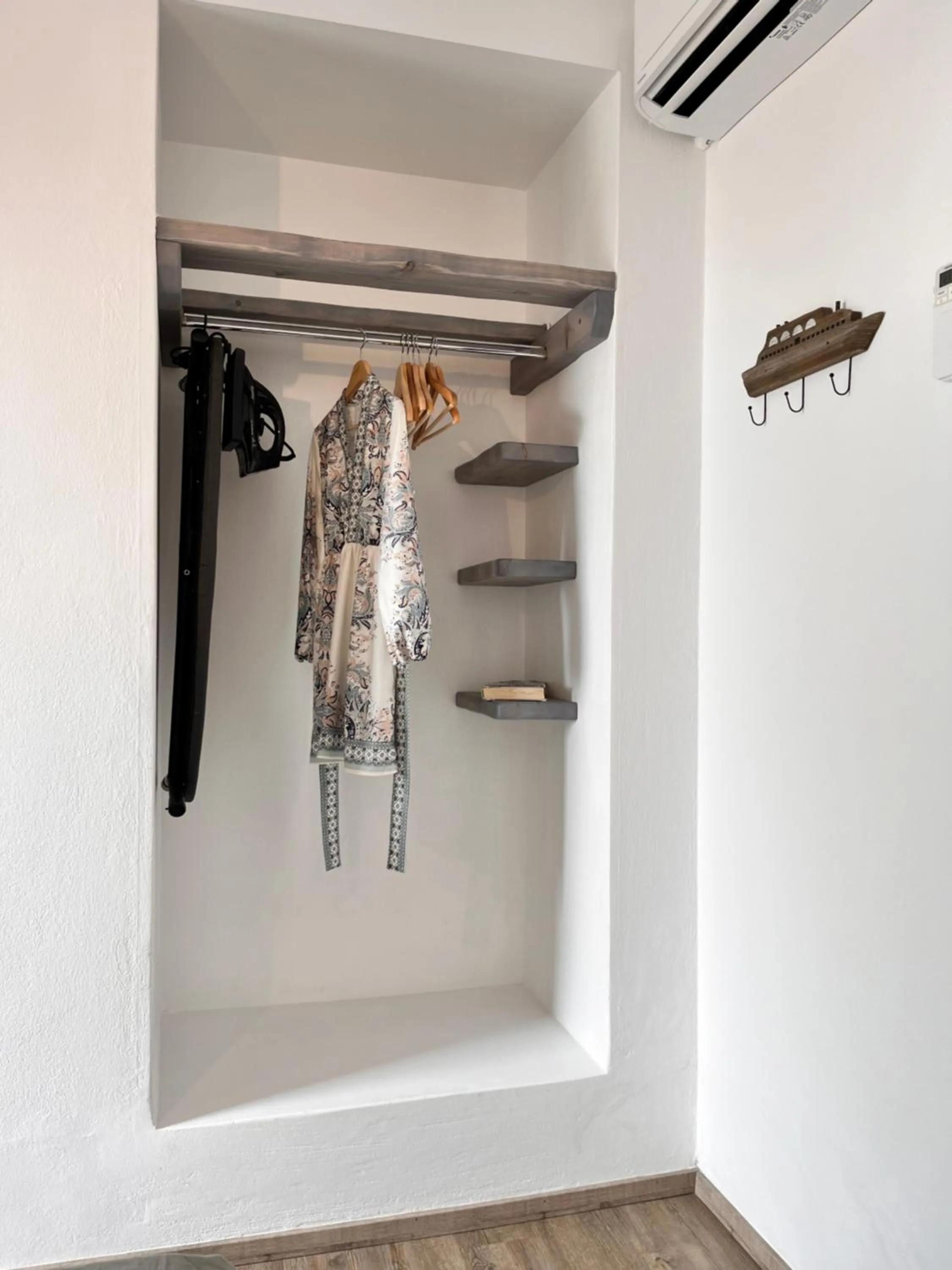 Christina Hotel, Adults Only, Heated Salt Water Pool