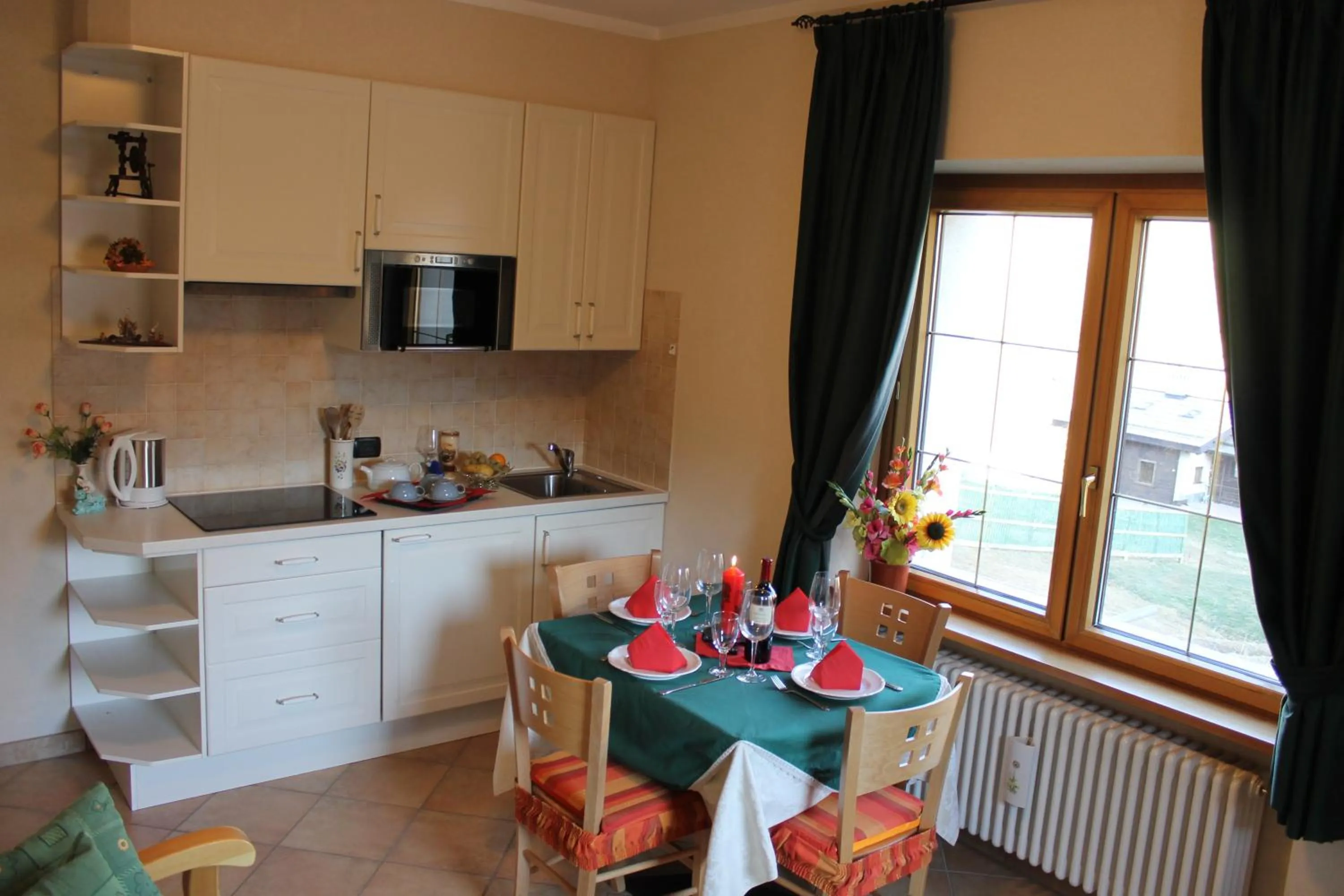 Kitchen or kitchenette in Hotel La Colombina