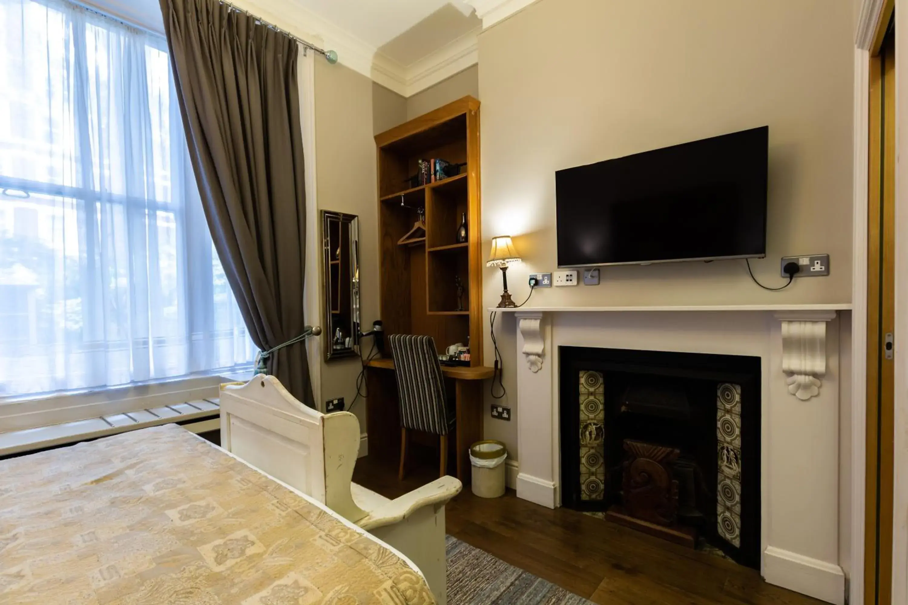 Bedroom, Bed in Arosfa Hotel London by Compass Hospitality Bedroom, Bed in Arosfa Hotel London by Compass Hospitality