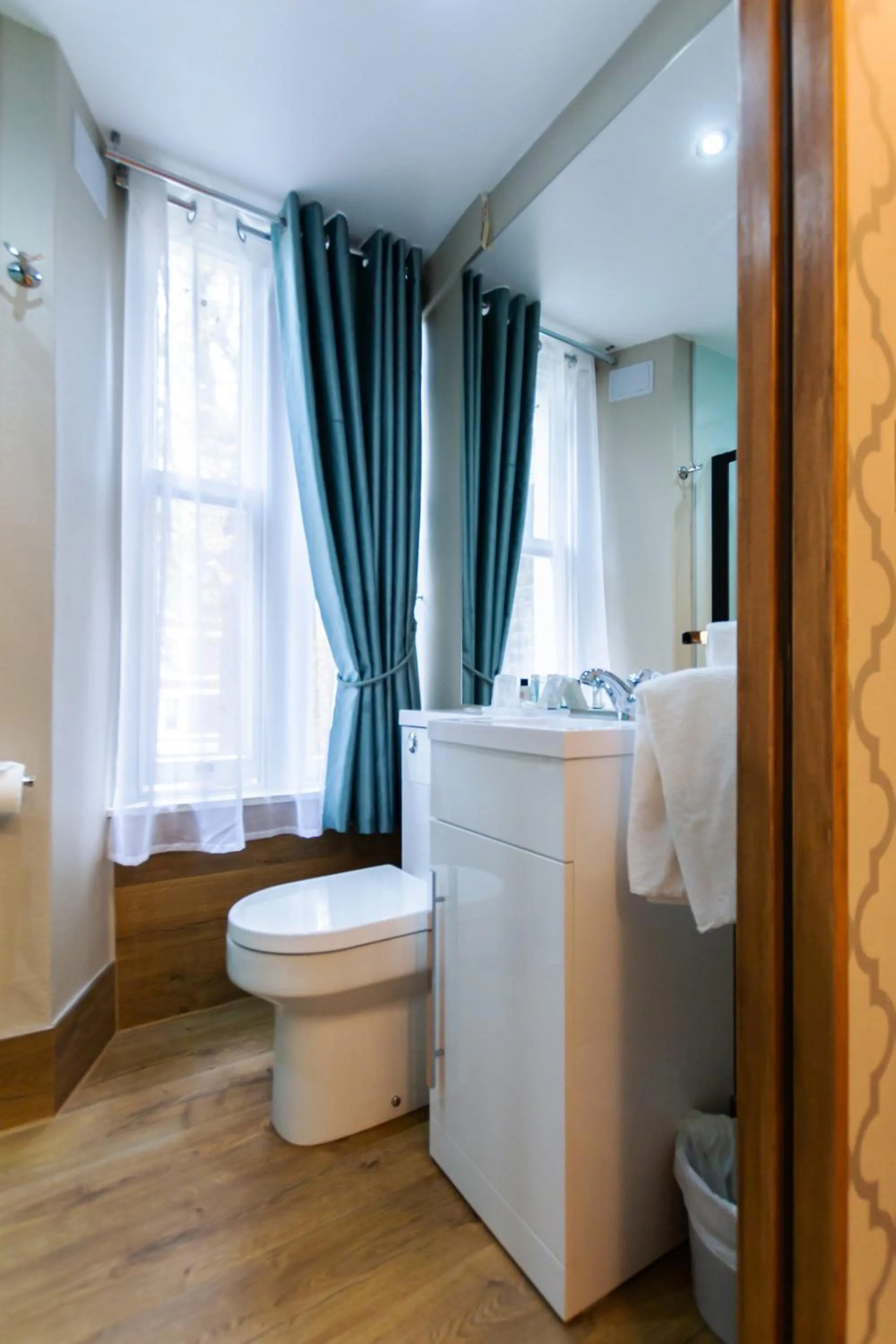 Bathroom in Arosfa Hotel London by Compass Hospitality