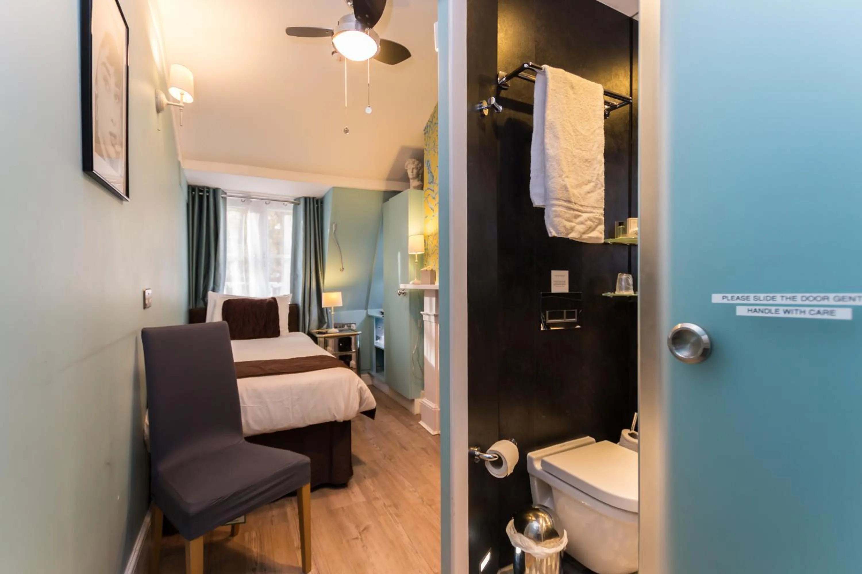 Bathroom, Bed in Arosfa Hotel London by Compass Hospitality