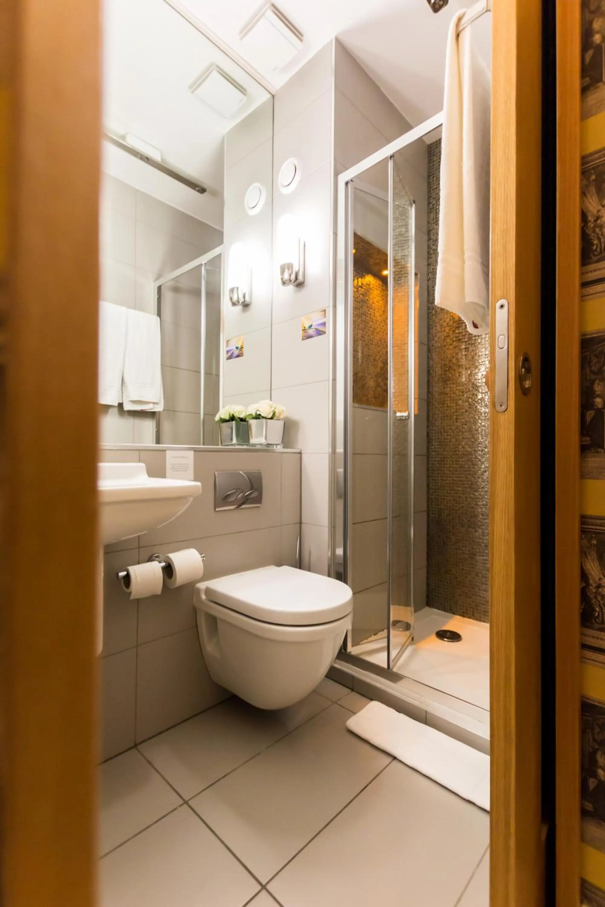 Bathroom in Arosfa Hotel London by Compass Hospitality