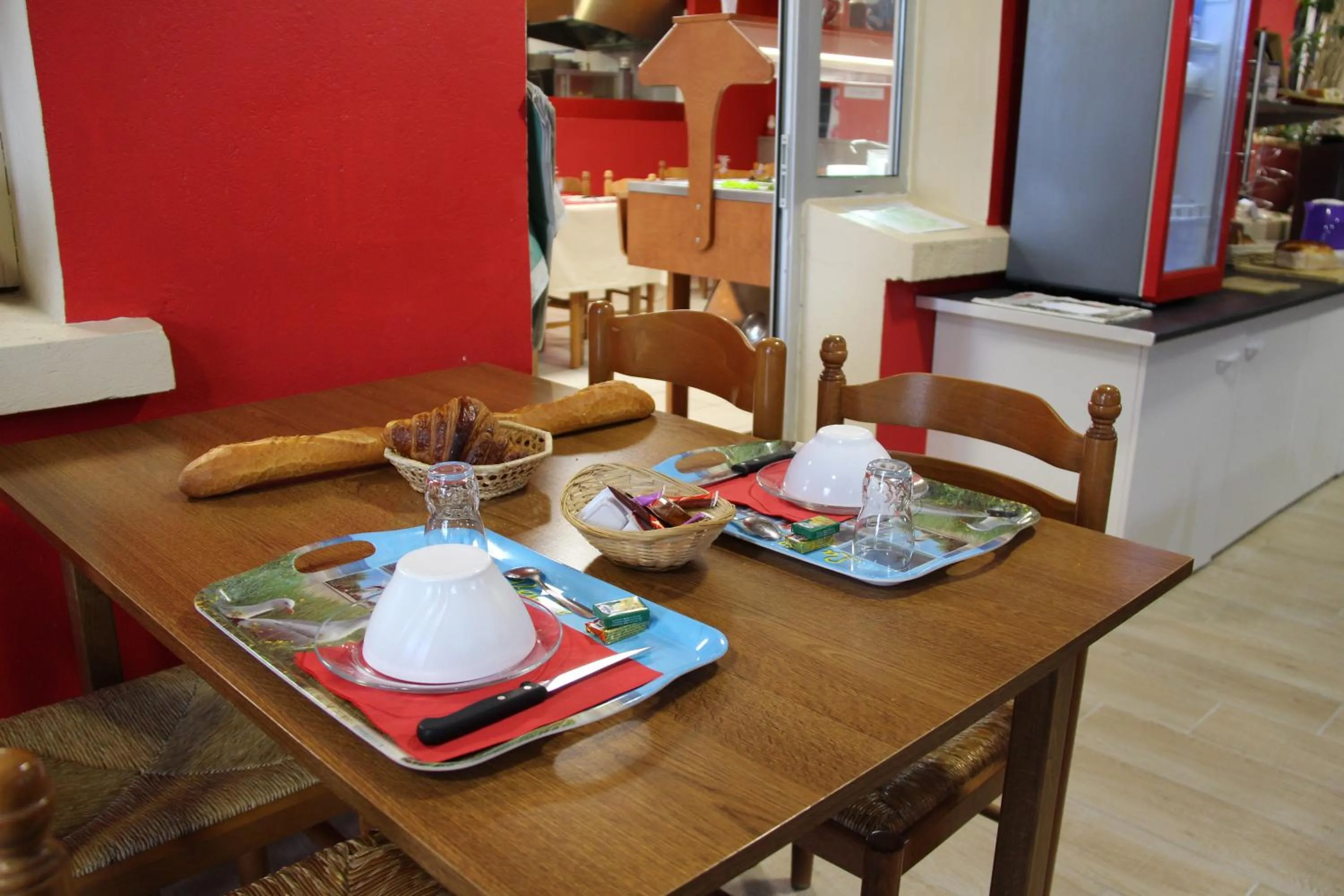 Area and facilities in Au Petit Bonheur