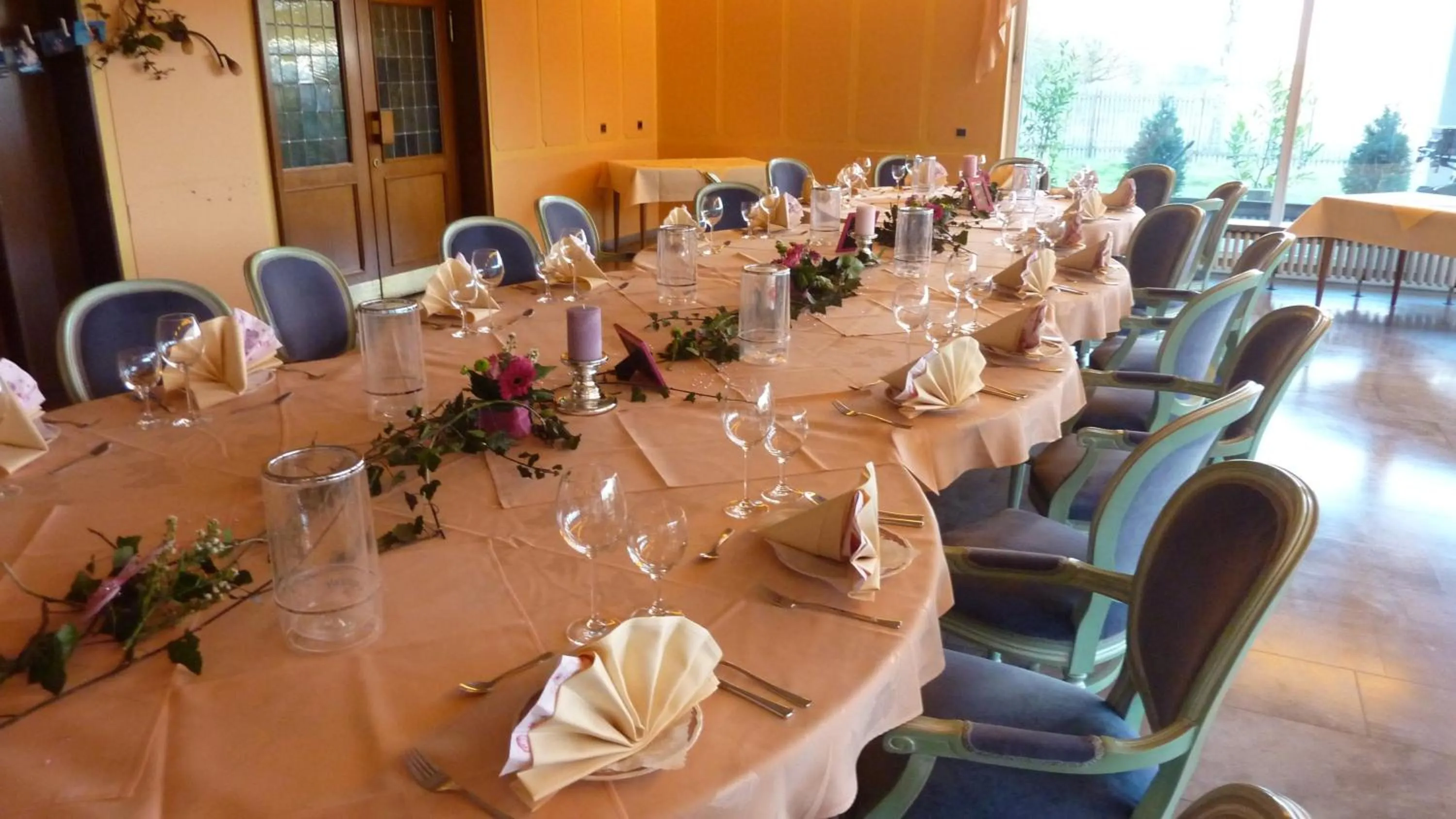 Restaurant/places to eat in Heidehotel Herrenbrücke