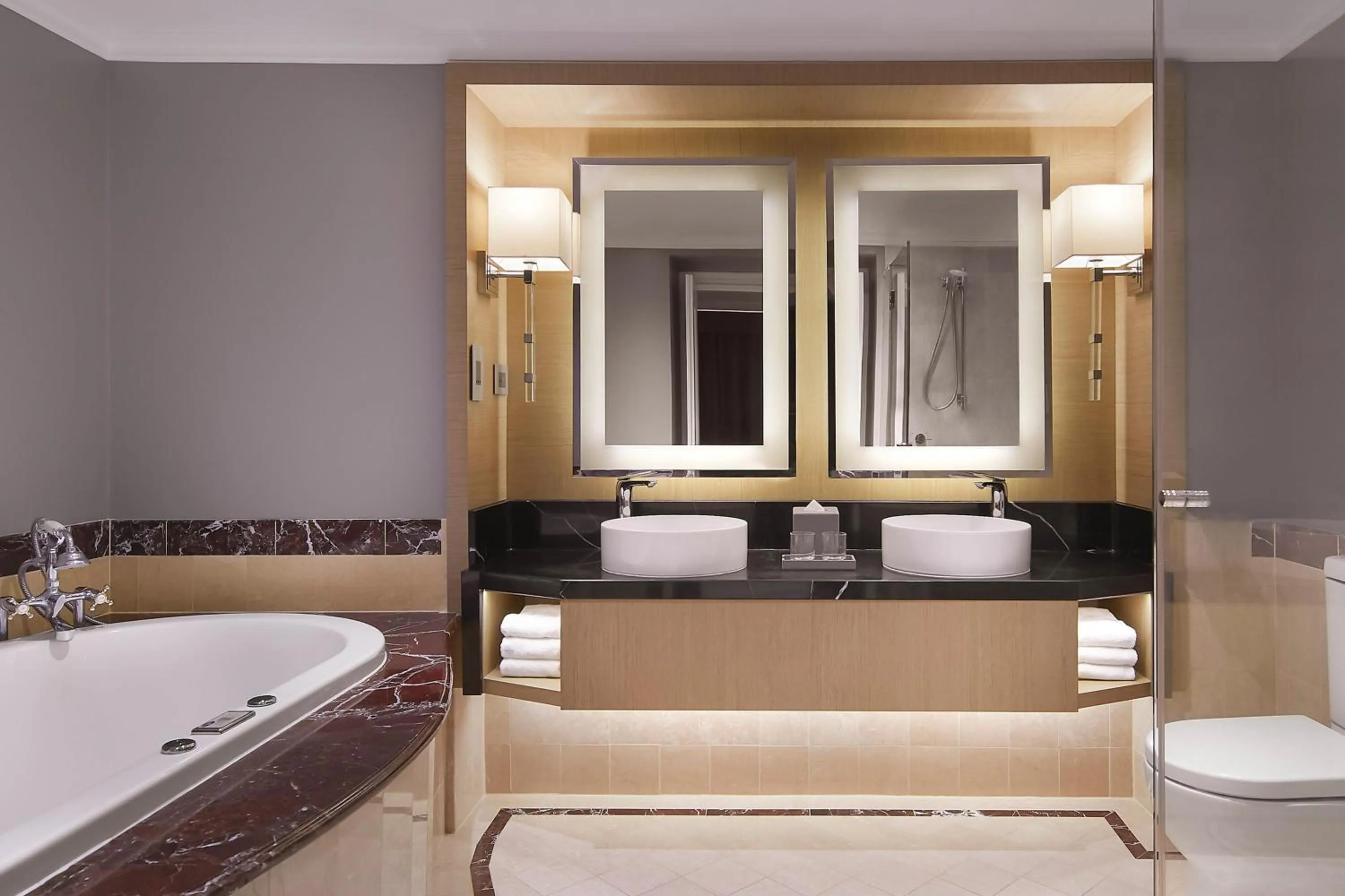 Bathroom in Brisbane Marriott Hotel