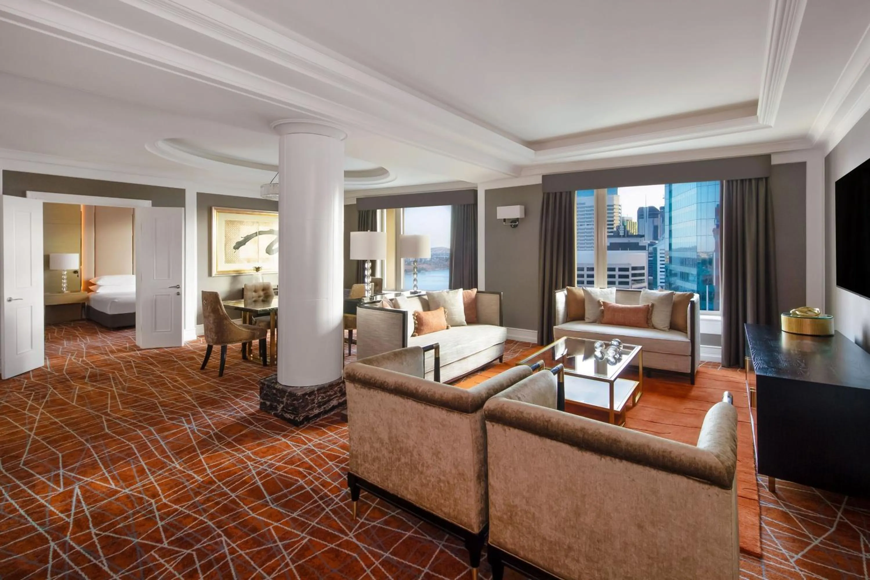 Living room in Brisbane Marriott Hotel