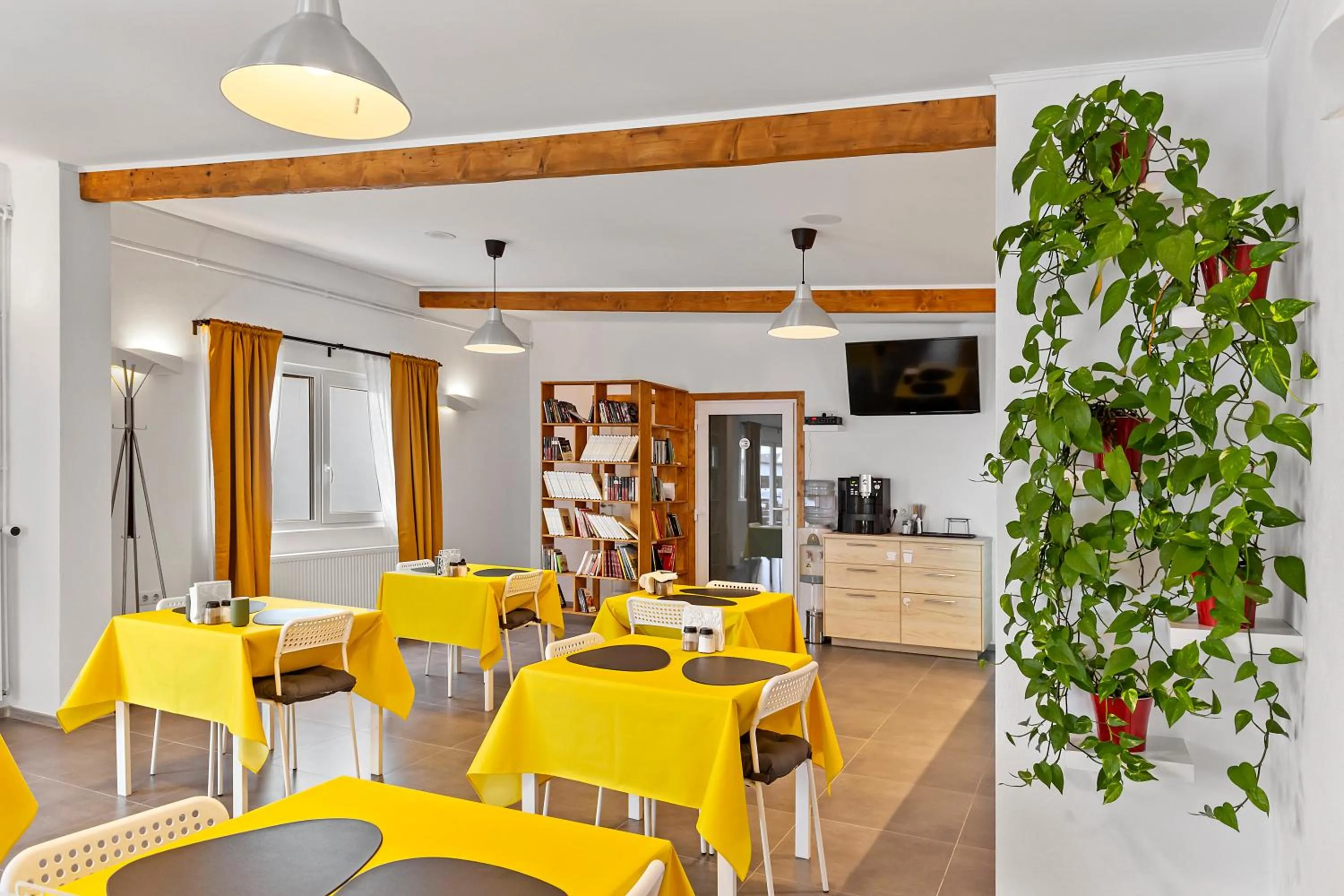 Breakfast in Pensiunea Alina "Adults Only"