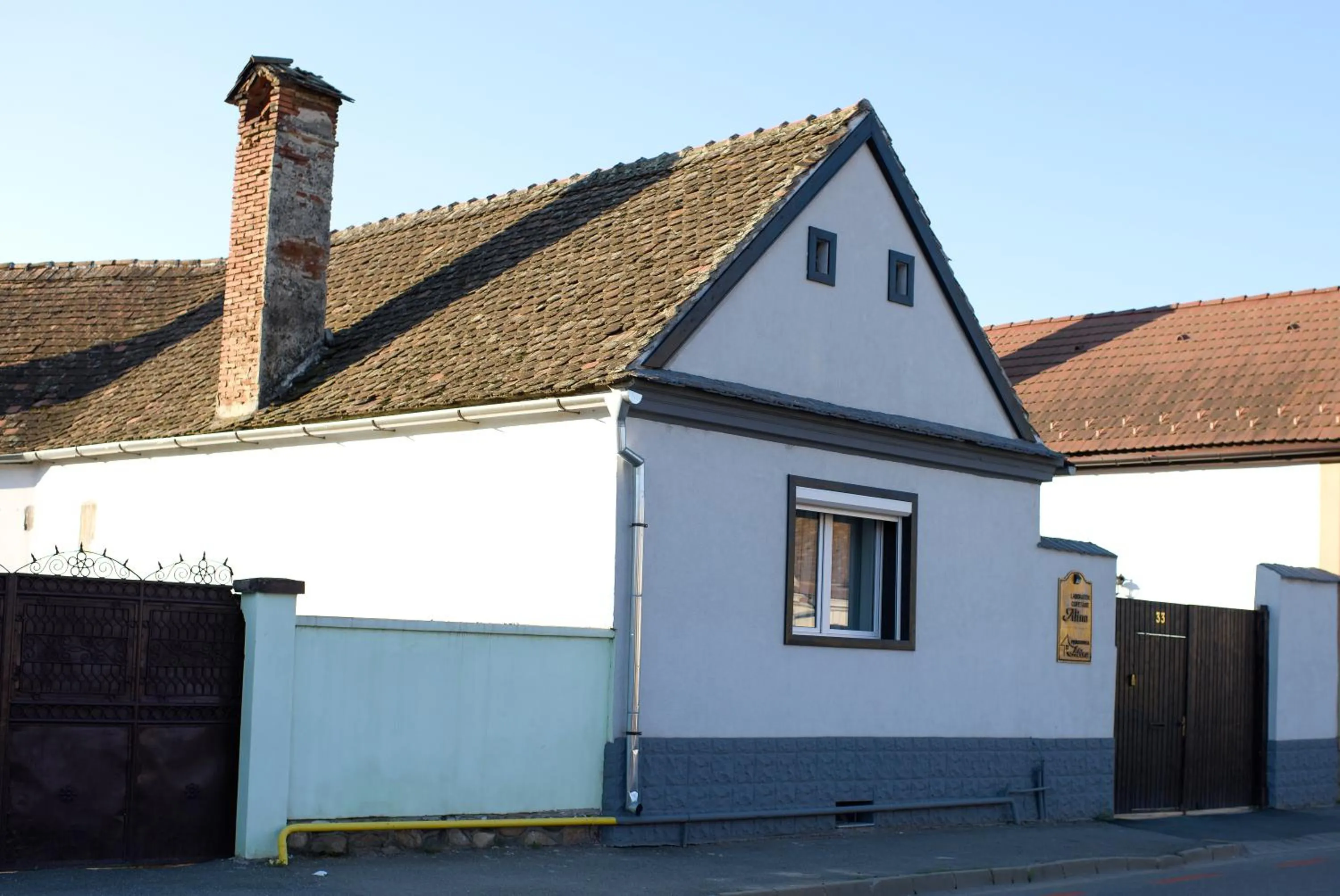 Property building in Pensiunea Alina "Adults Only"