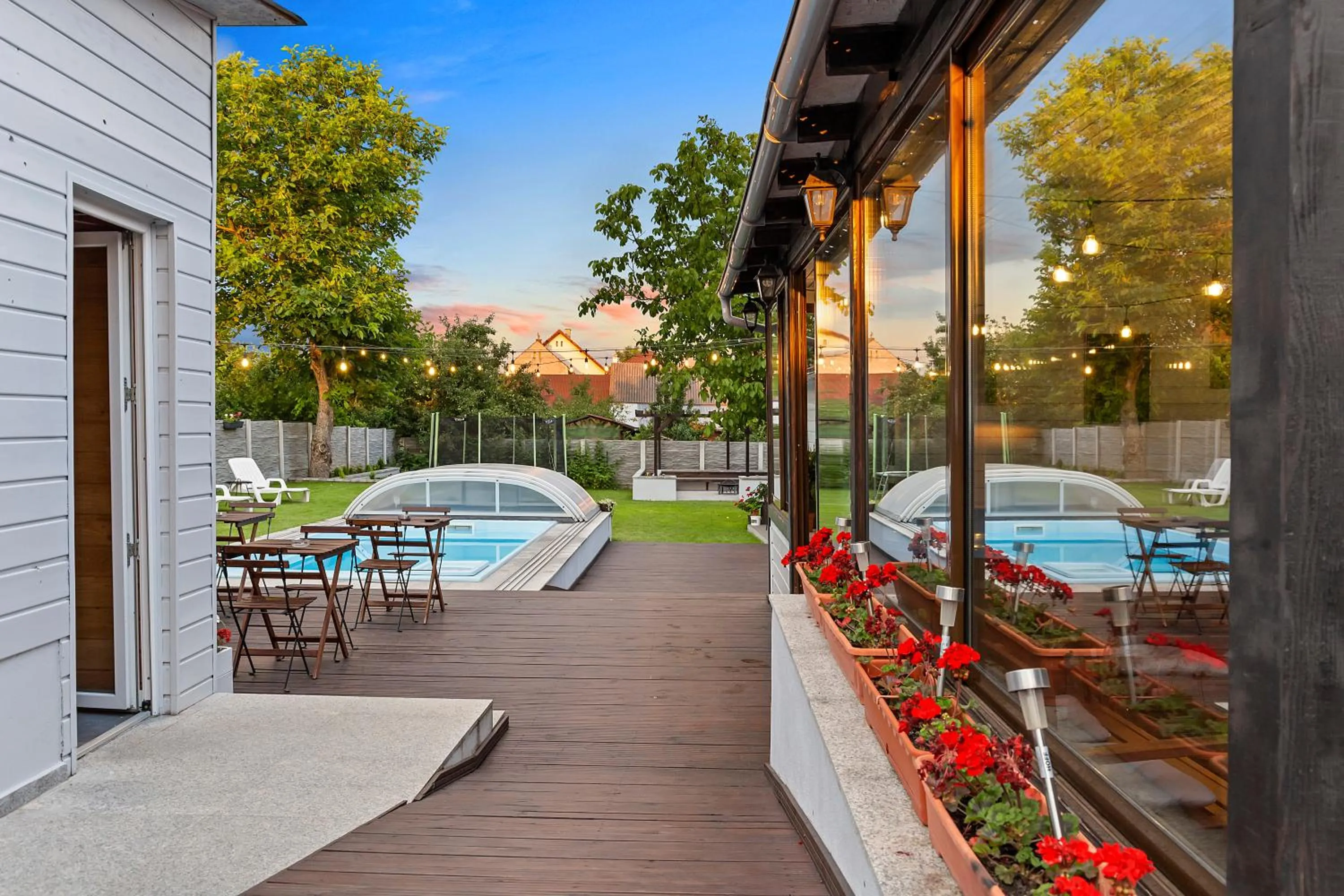 Swimming pool in Pensiunea Alina "Adults Only"