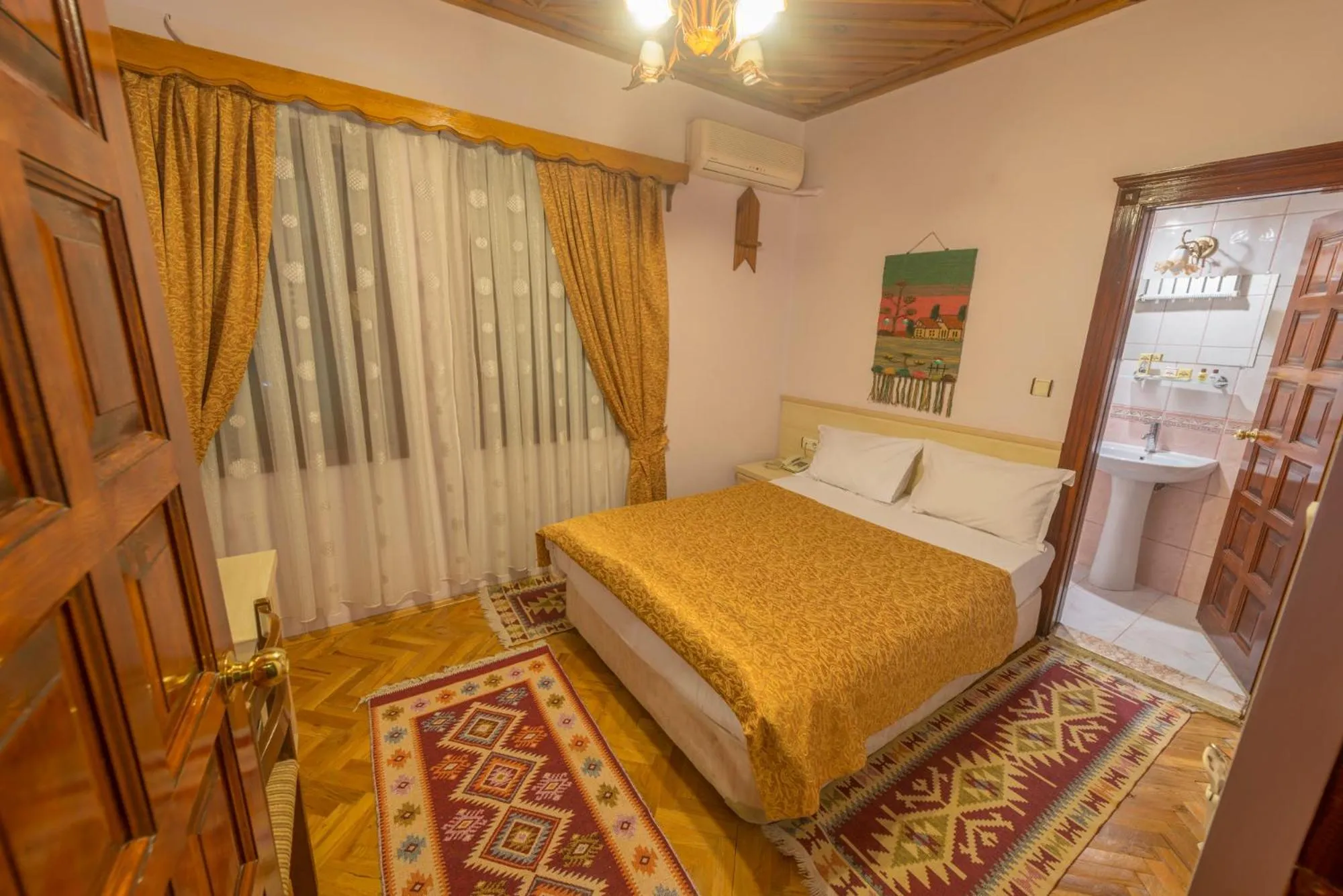 Beypazari Ipekyolu Konagi