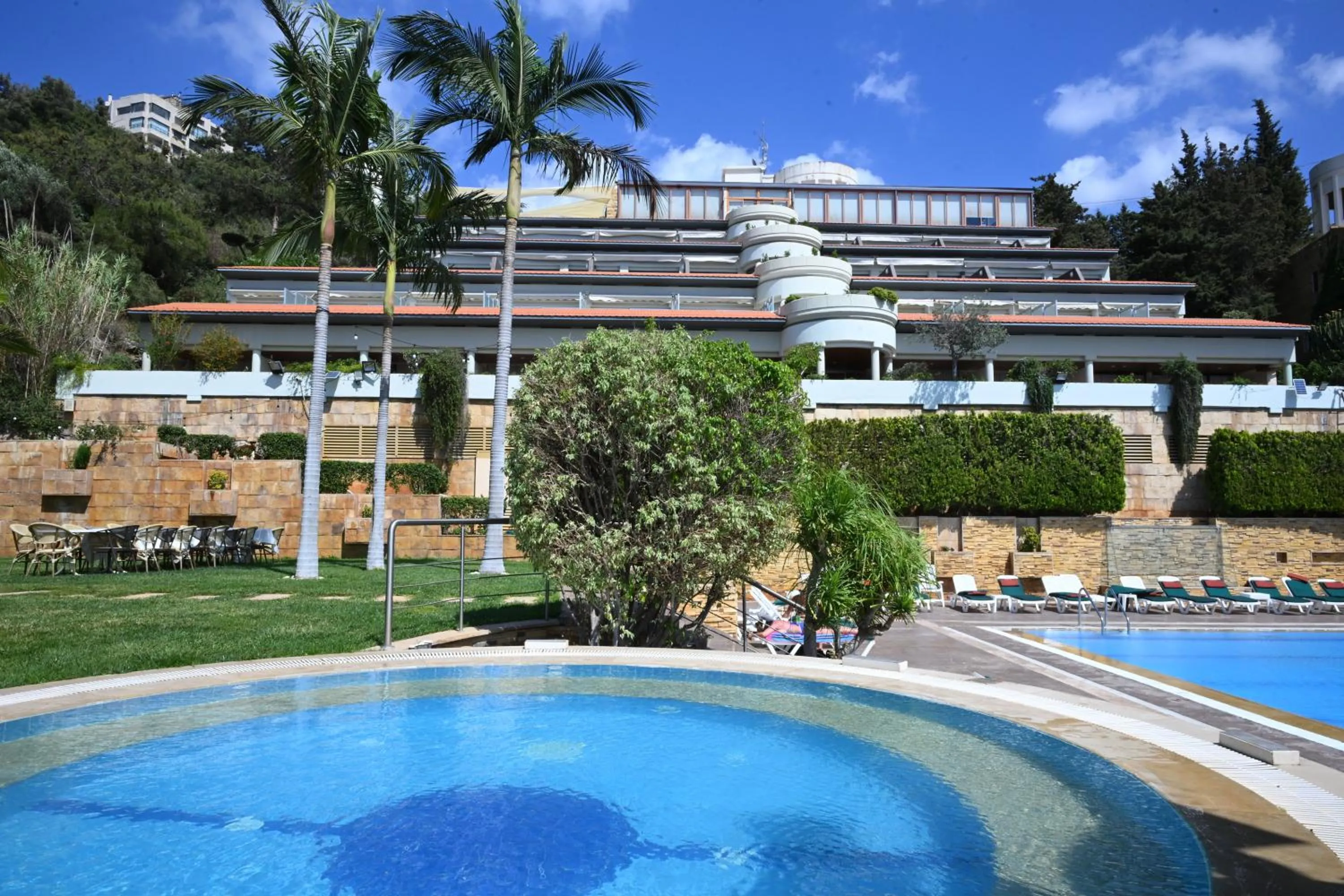 Pool view in Monteverde Hotel