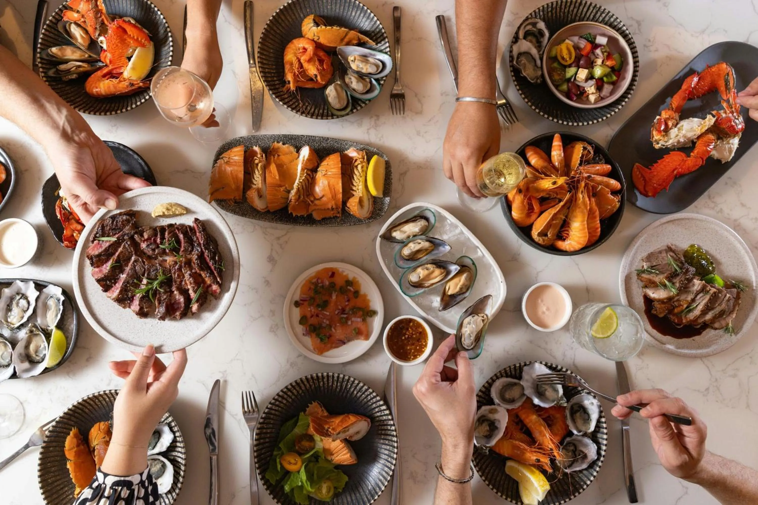 Restaurant/places to eat in JW Marriott Gold Coast Resort & Spa