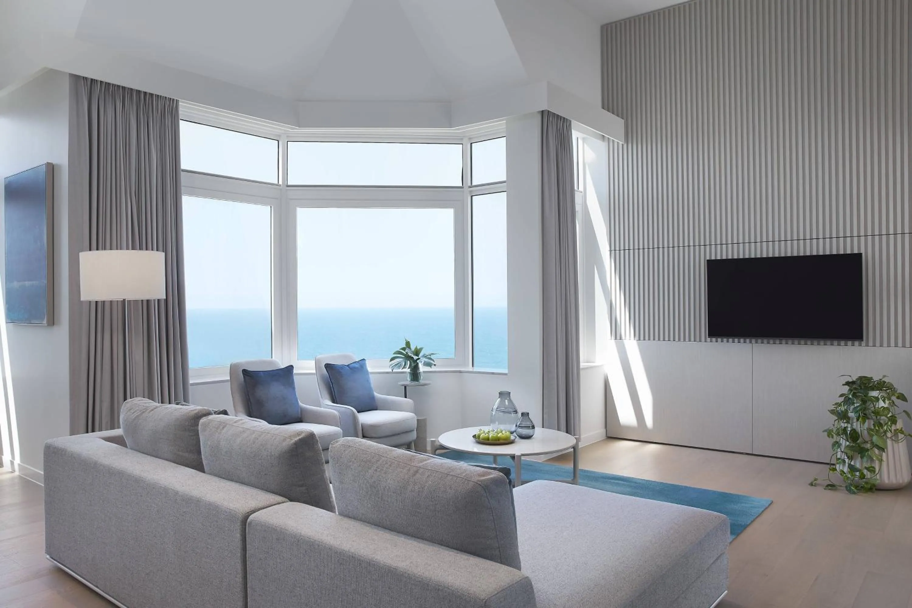 Lounge or bar in JW Marriott Gold Coast Resort & Spa