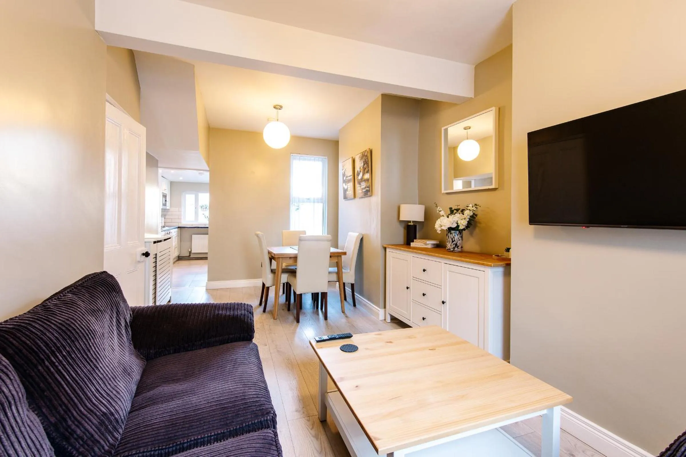 TV and multimedia in The Nines