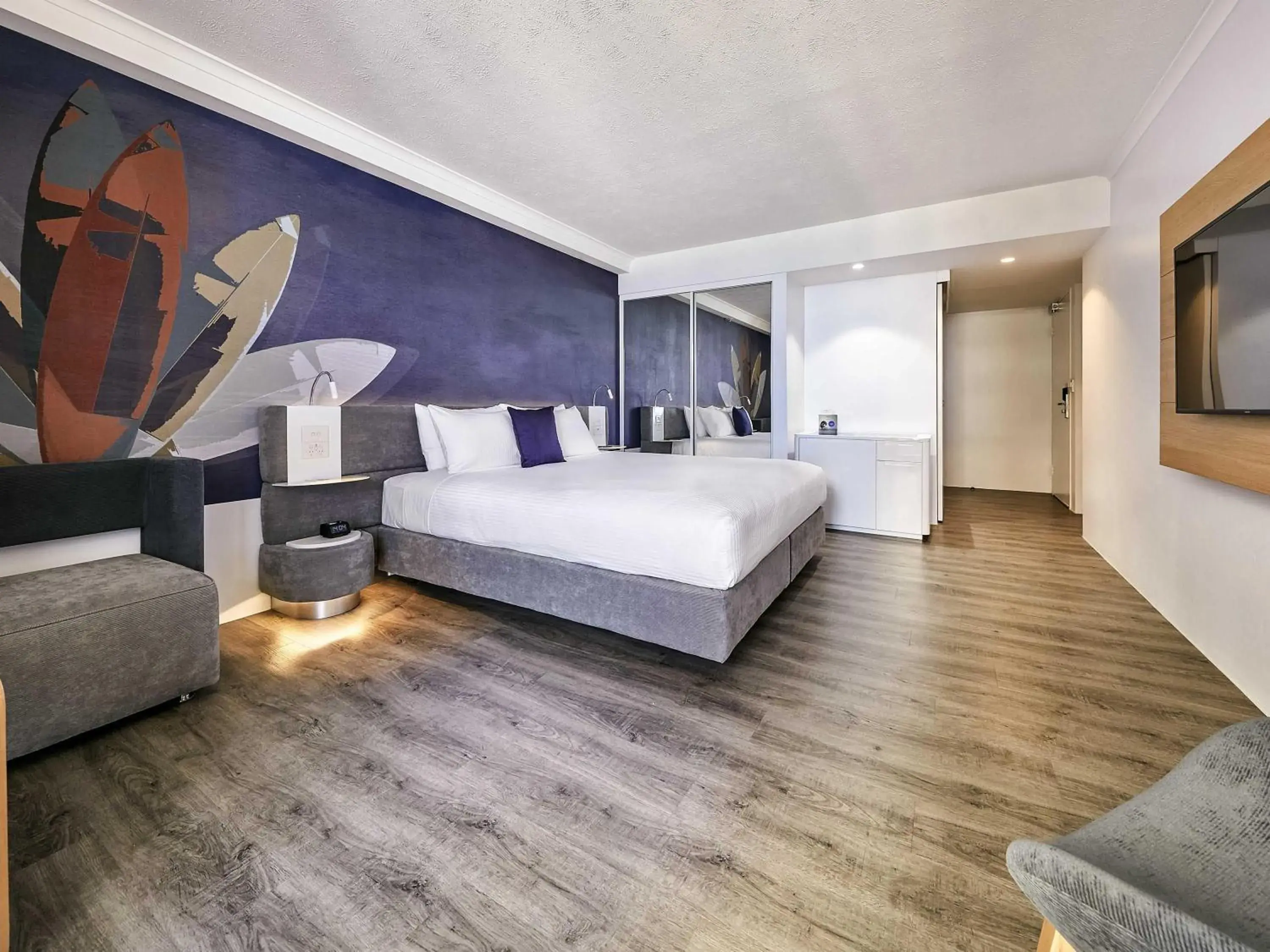 Bedroom, Bed in Novotel Surfers Paradise Bedroom, Bed in Novotel Surfers Paradise