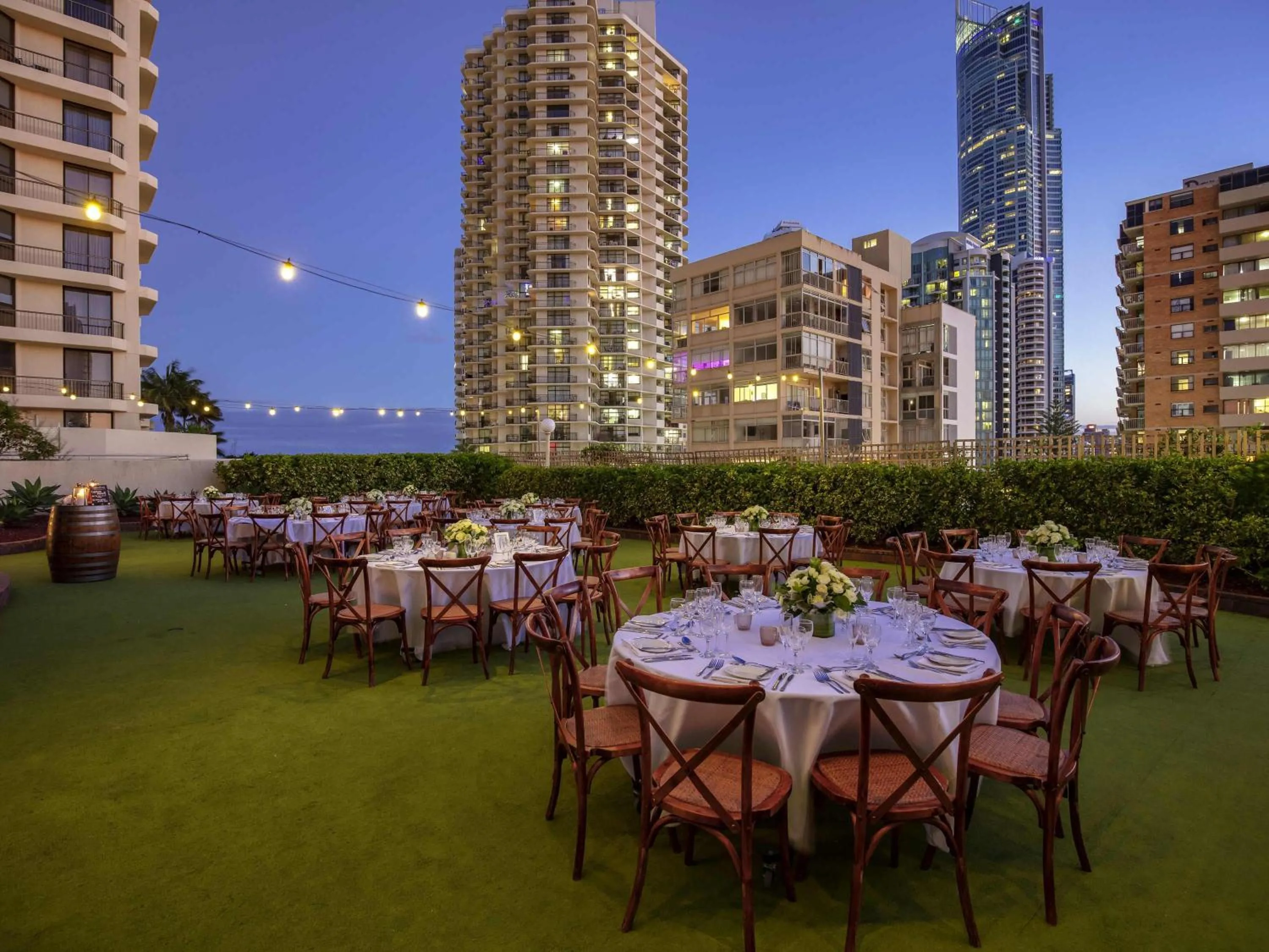 wedding in Novotel Surfers Paradise