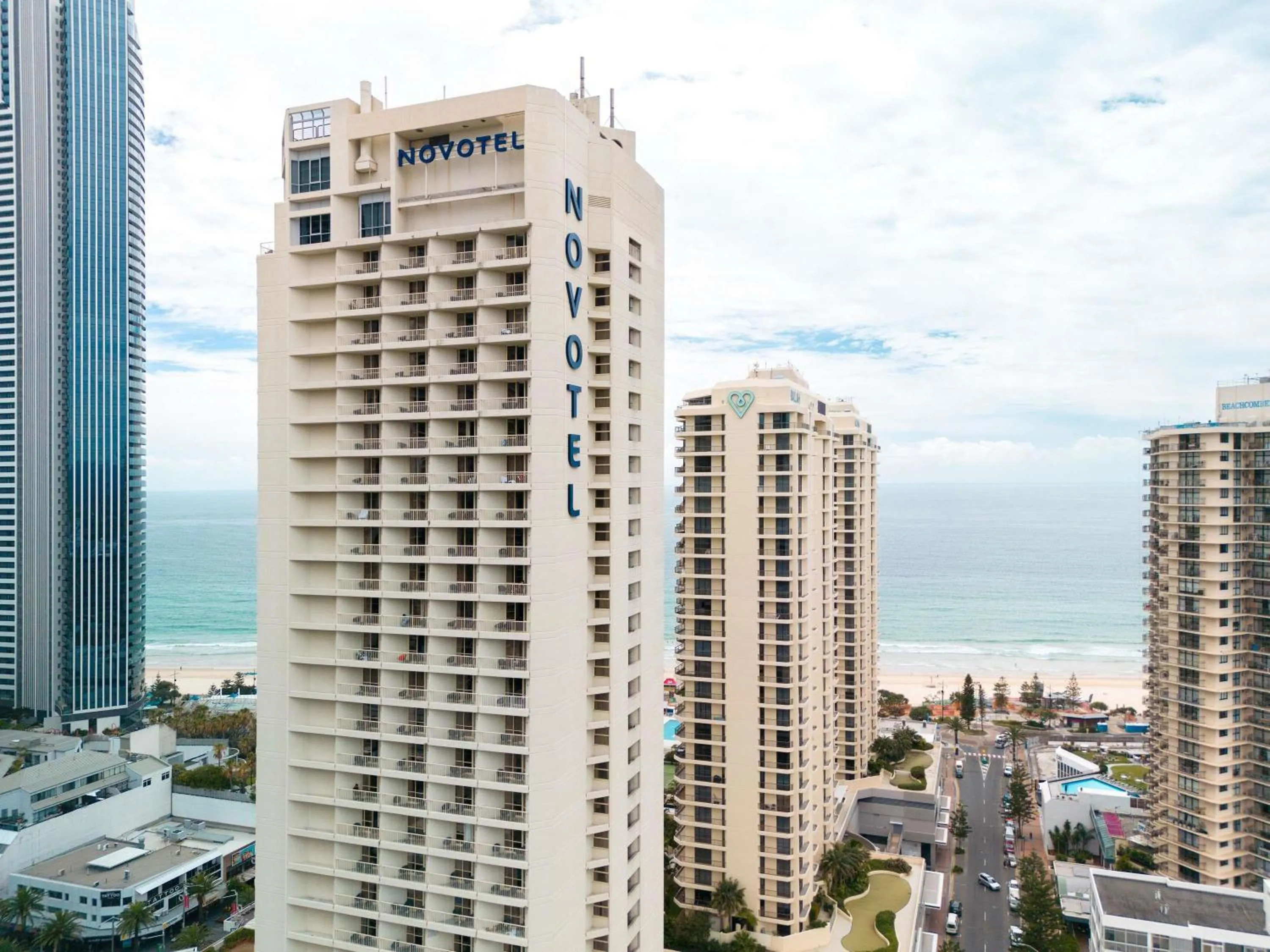 Property building in Novotel Surfers Paradise
