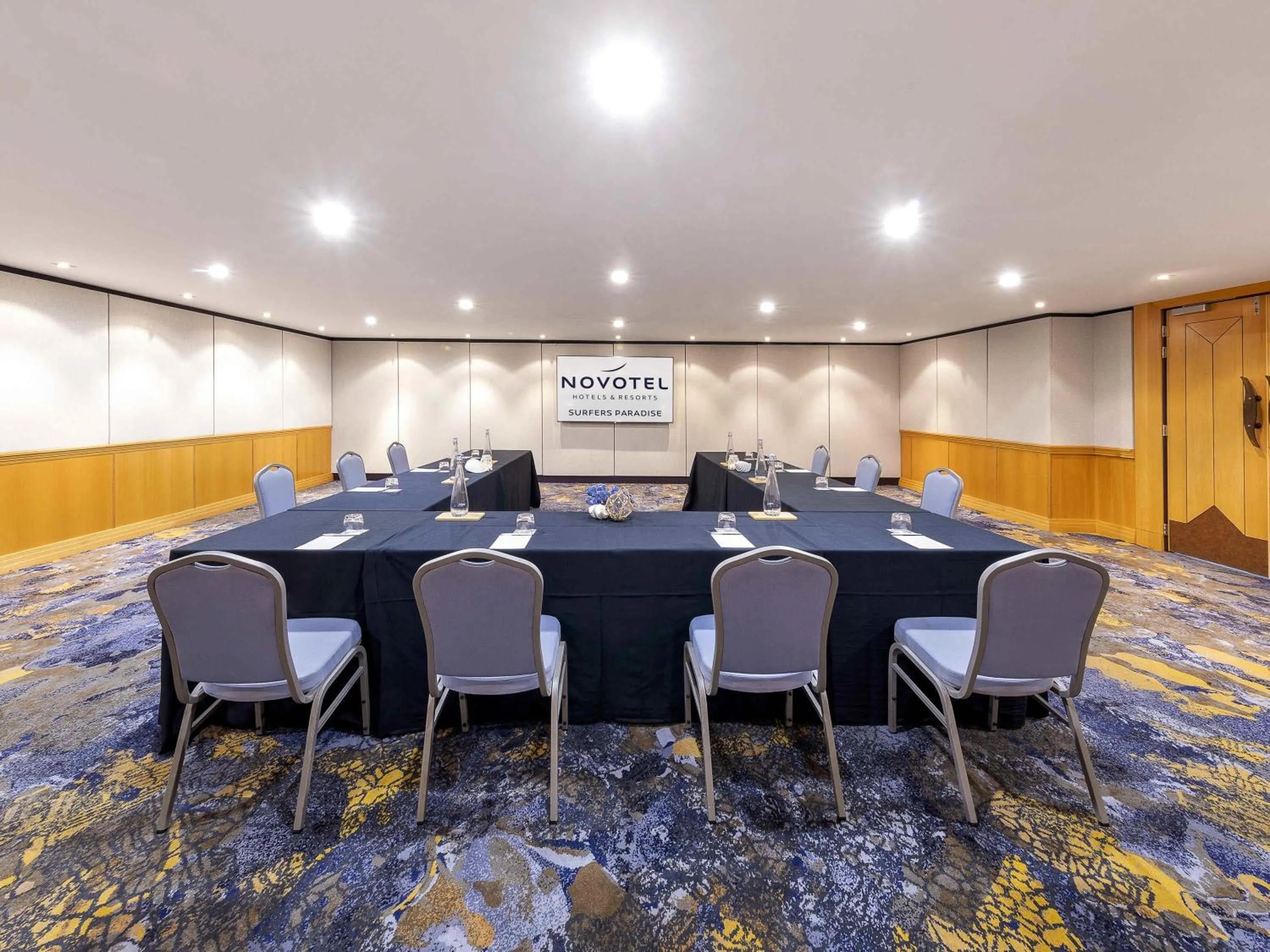 Meeting/conference room in Novotel Surfers Paradise