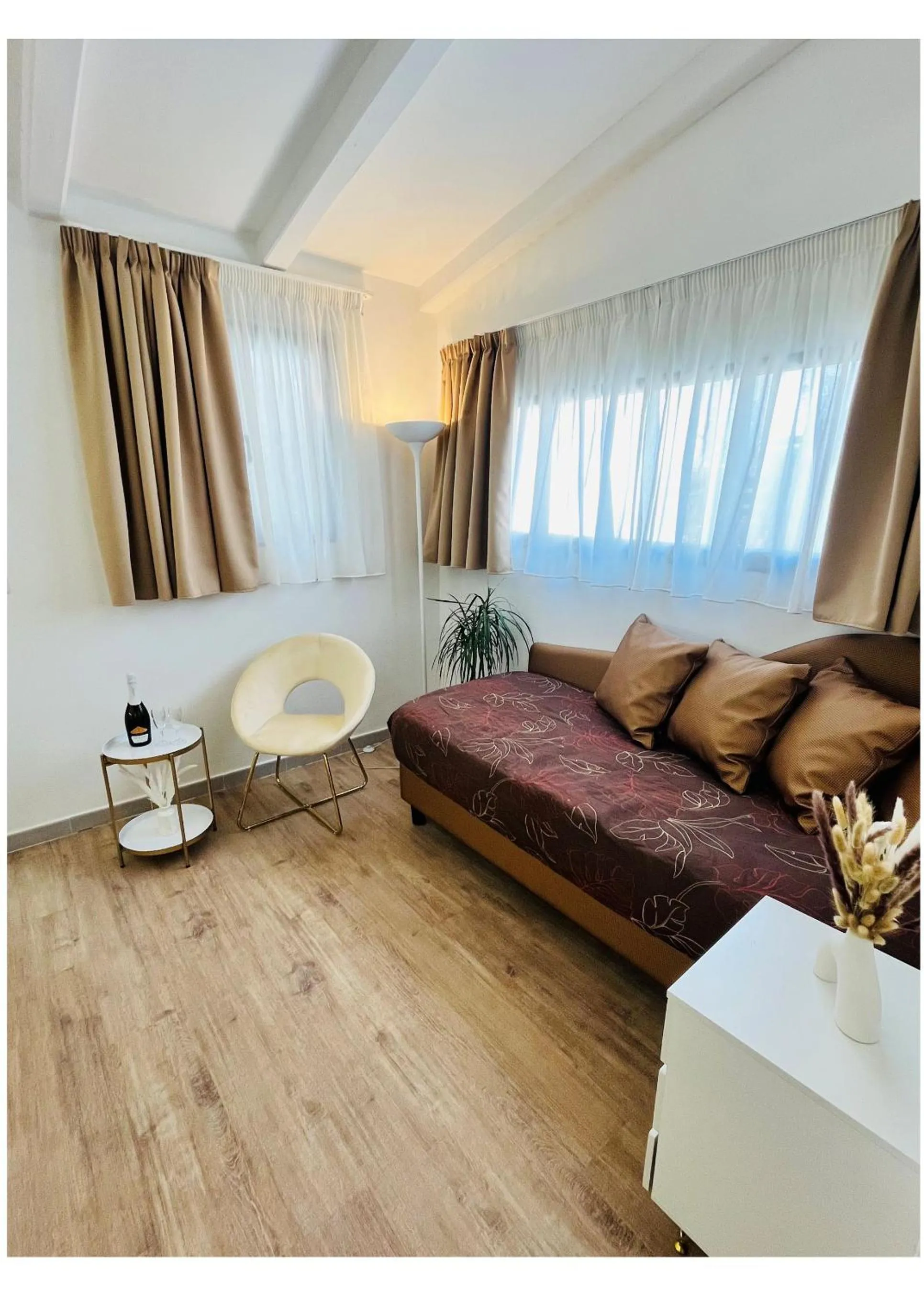 Seating area in Hotel La Torraccia