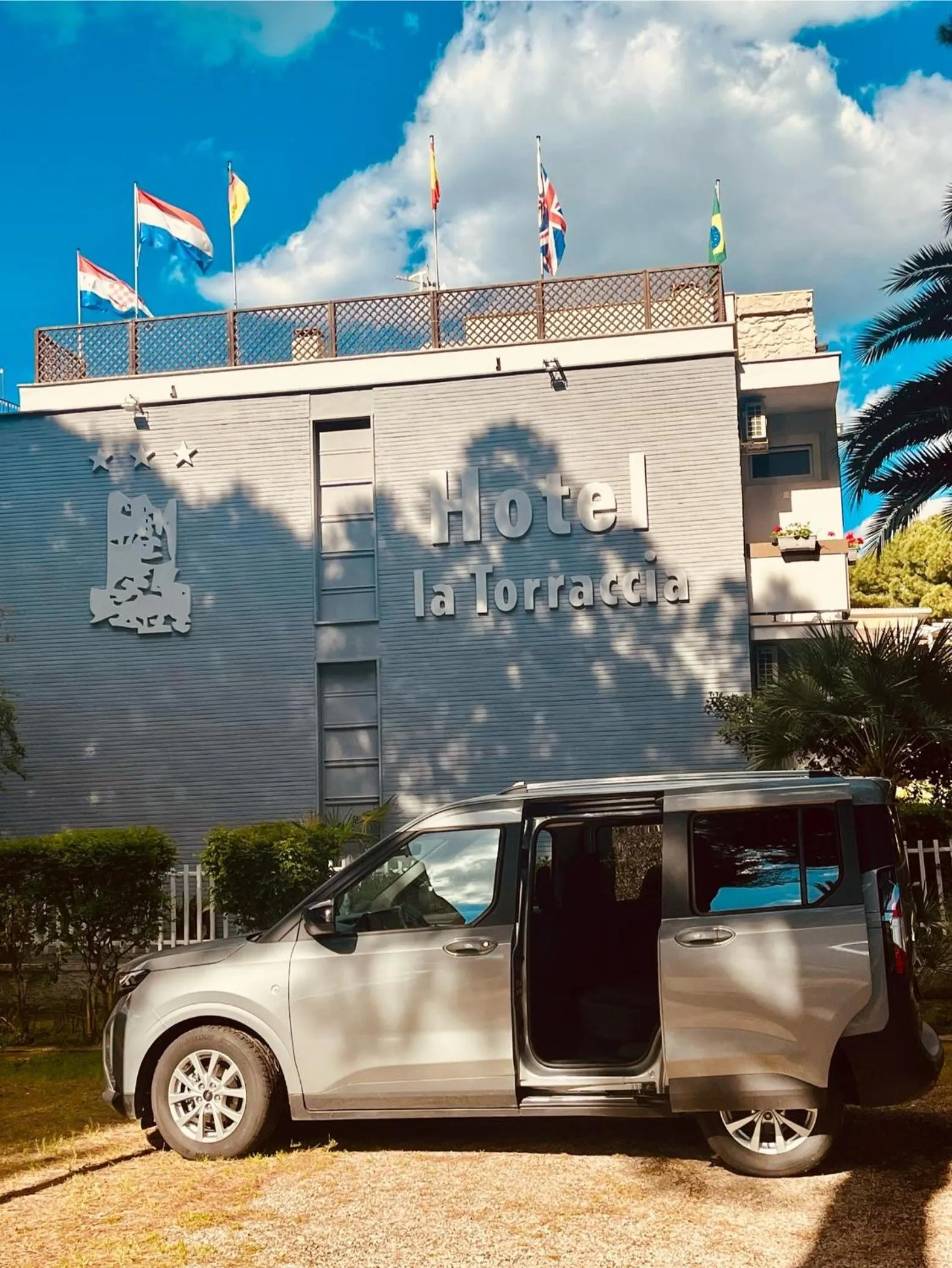 Property building in Hotel La Torraccia