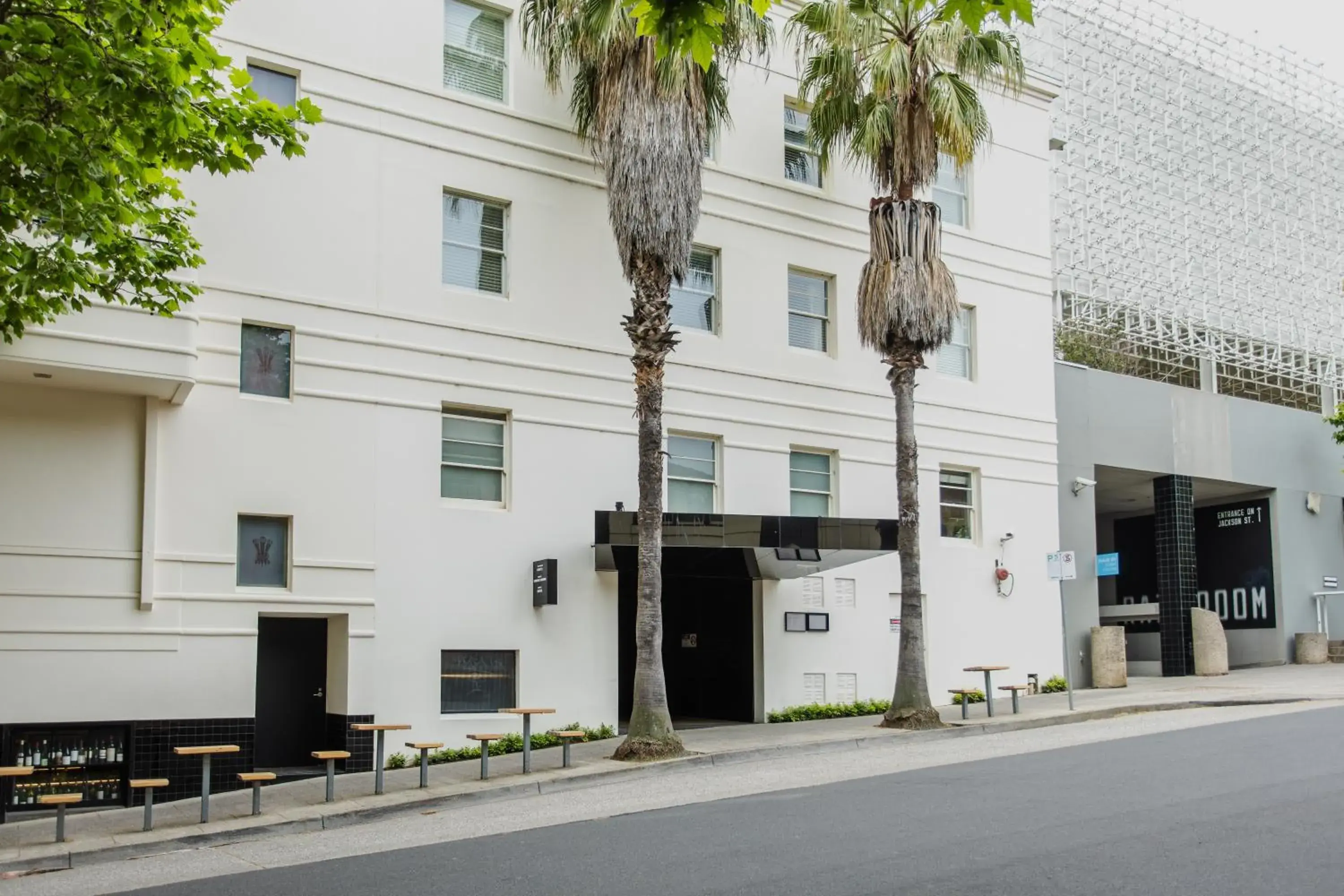 Facade/entrance in The Prince Facade/entrance in The Prince