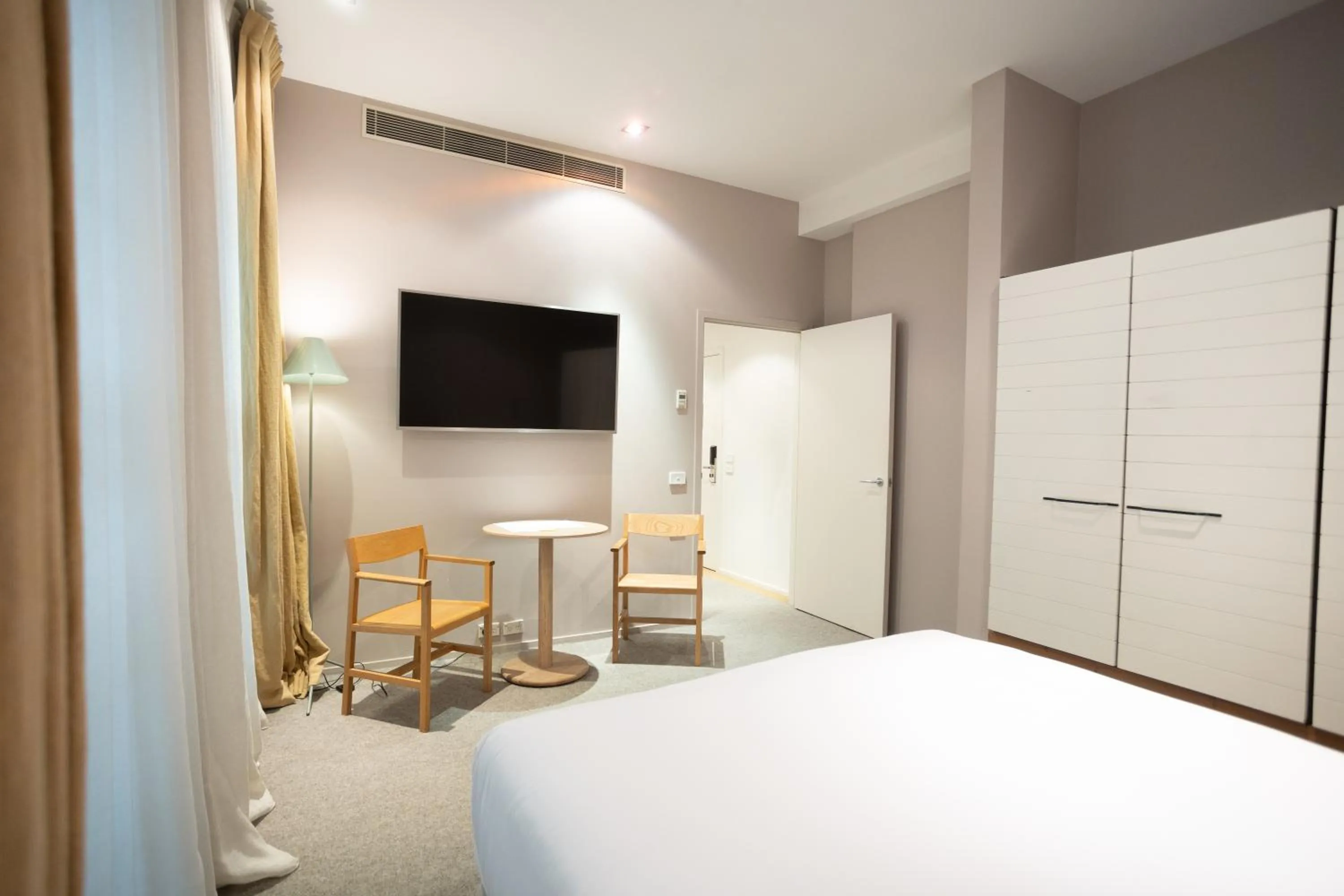 Bedroom, Bed in The Prince