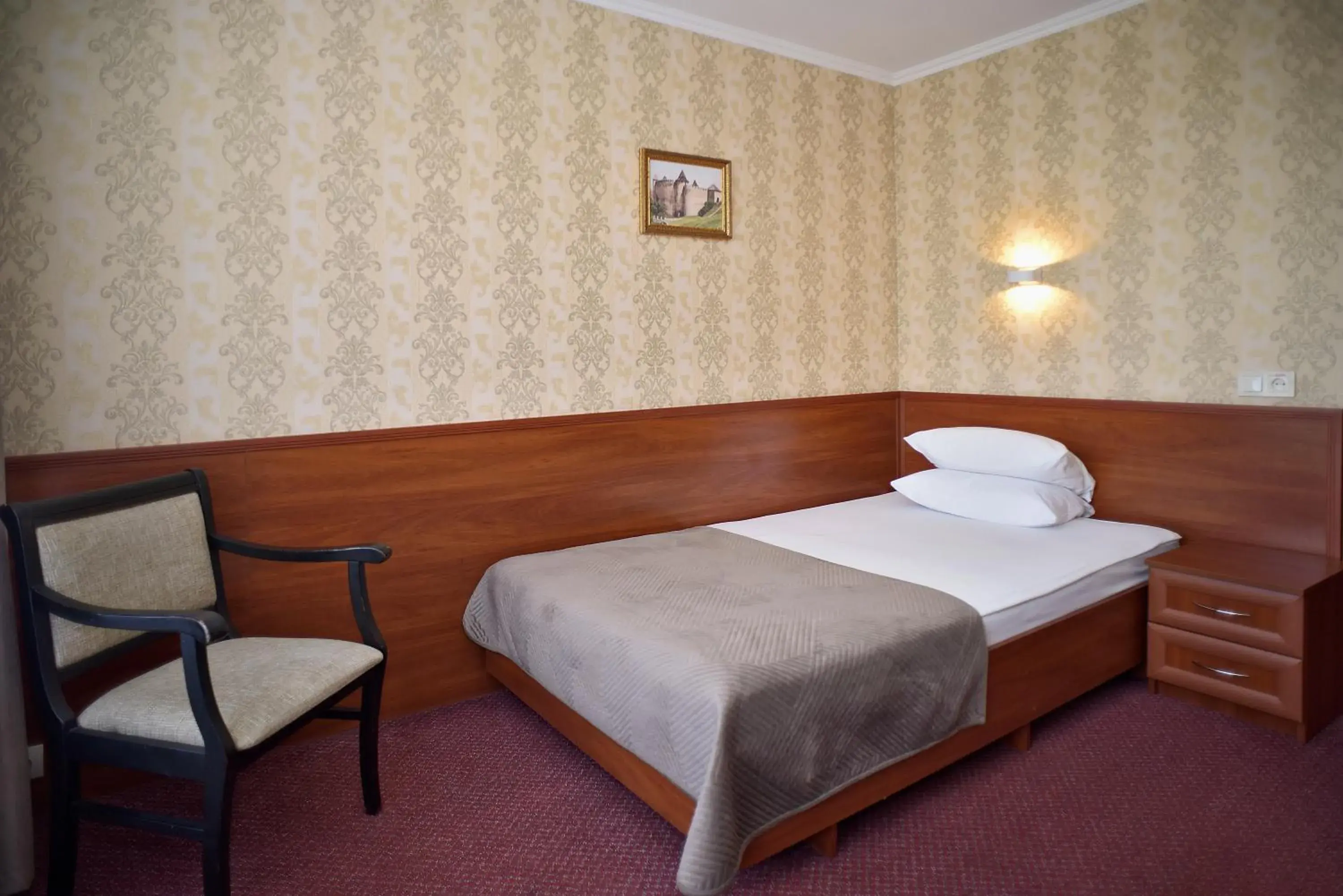 Superior Single Room in Hotel Mir Superior Single Room in Hotel Mir