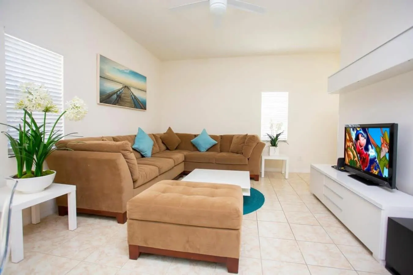 Four Bedrooms Townhouse 4563