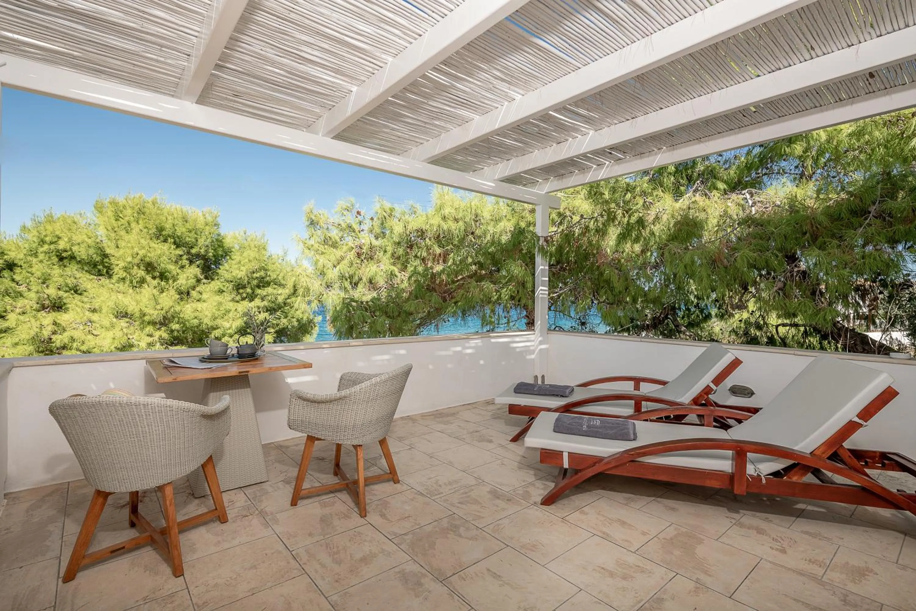 Patio in Bellevalia Hydra - Formerly Four Seasons Hydra