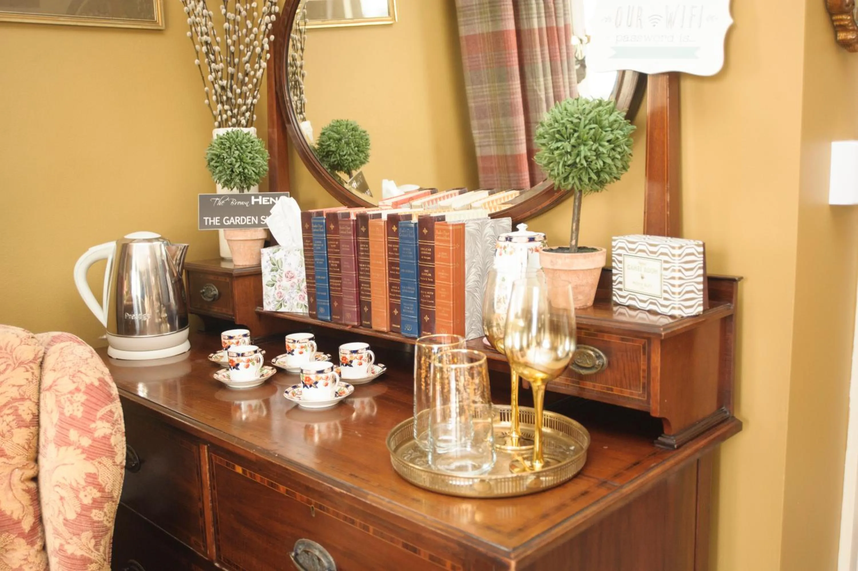 Coffee/tea facilities in The Brown Hen Guest Accommodation