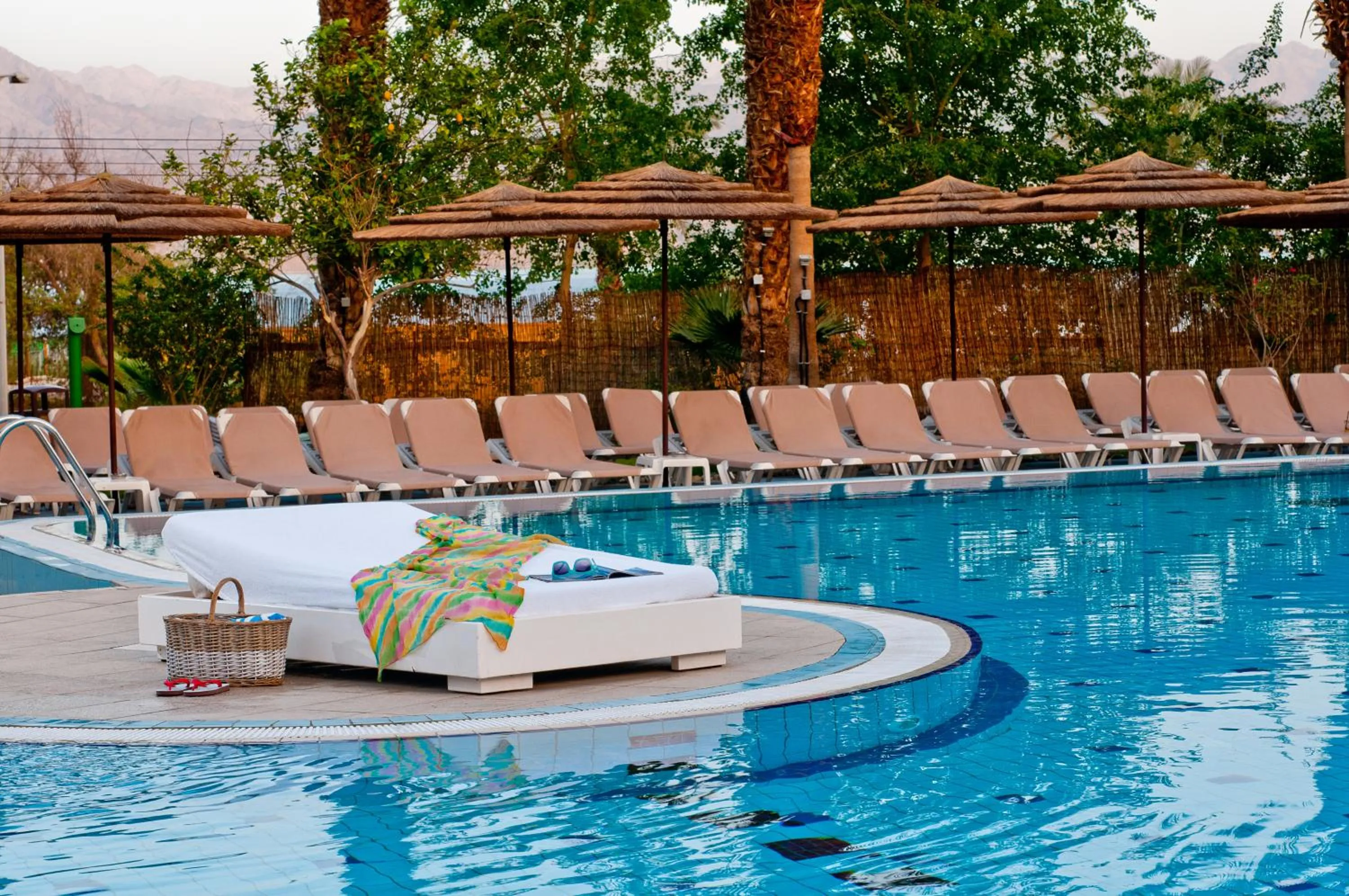 Swimming pool in U Coral Beach Club Eilat – Ultra All inclusive