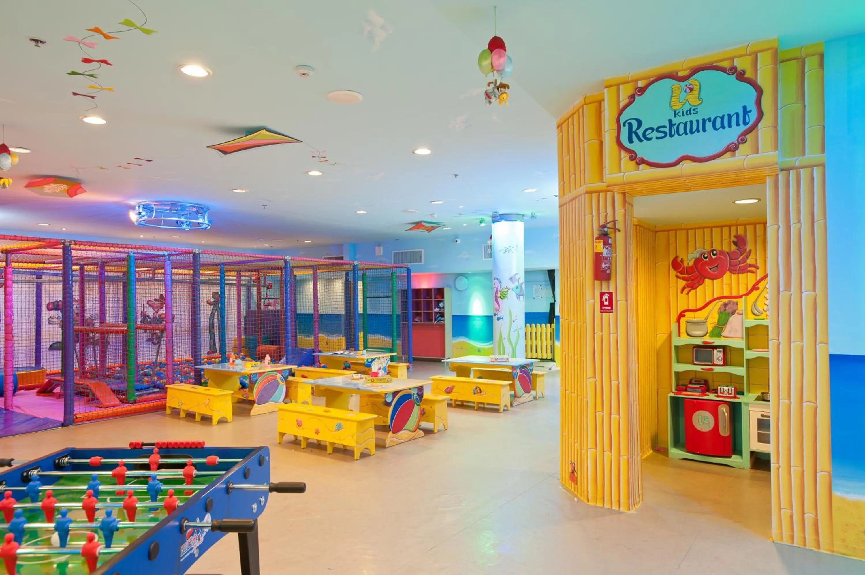 Game Room in U Coral Beach Club Eilat – Ultra All inclusive