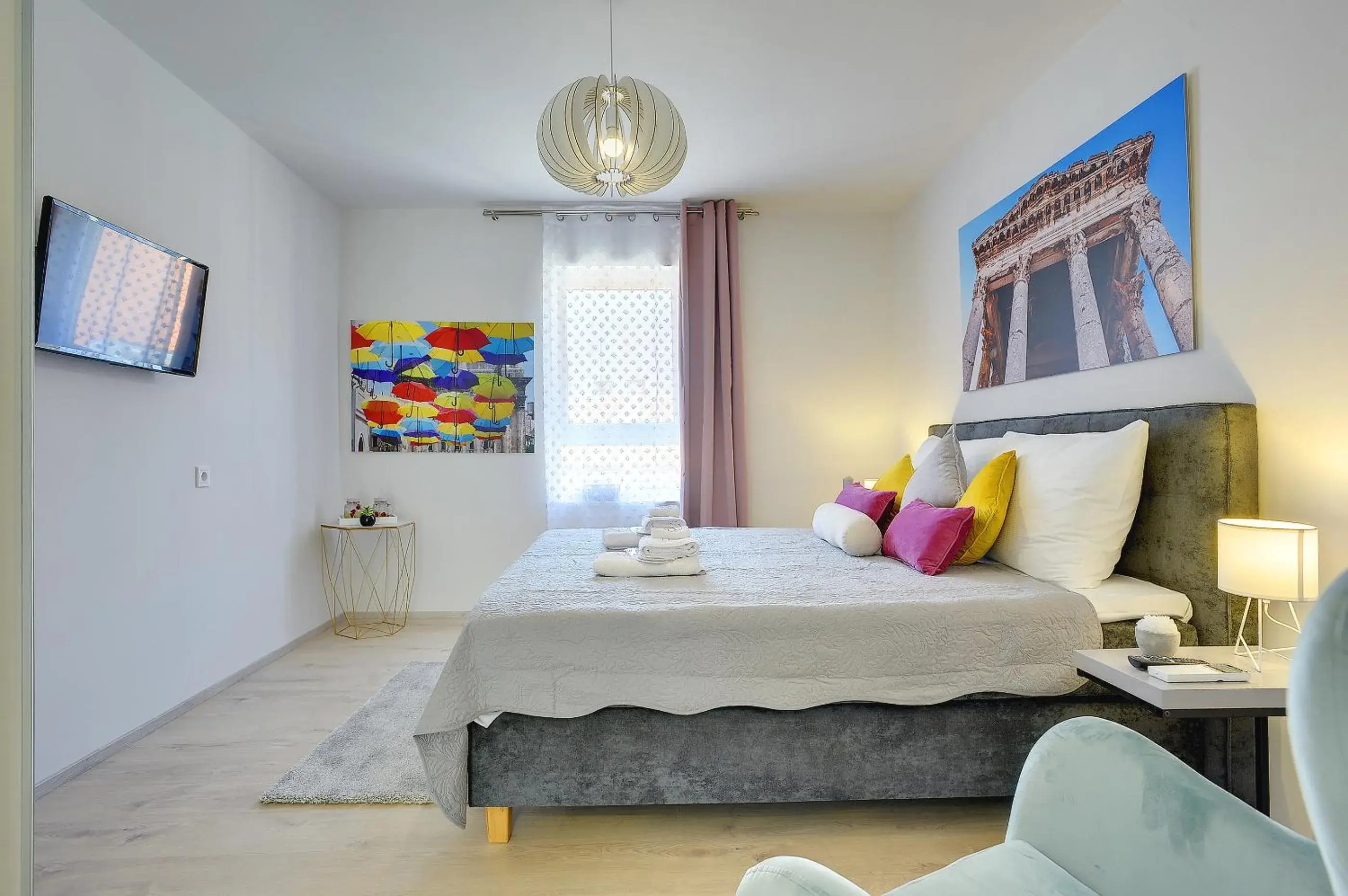 Bedroom, Bed in D&A Amphitheatre Apartments with free parking Bedroom, Bed in D&A Amphitheatre Apartments with free parking