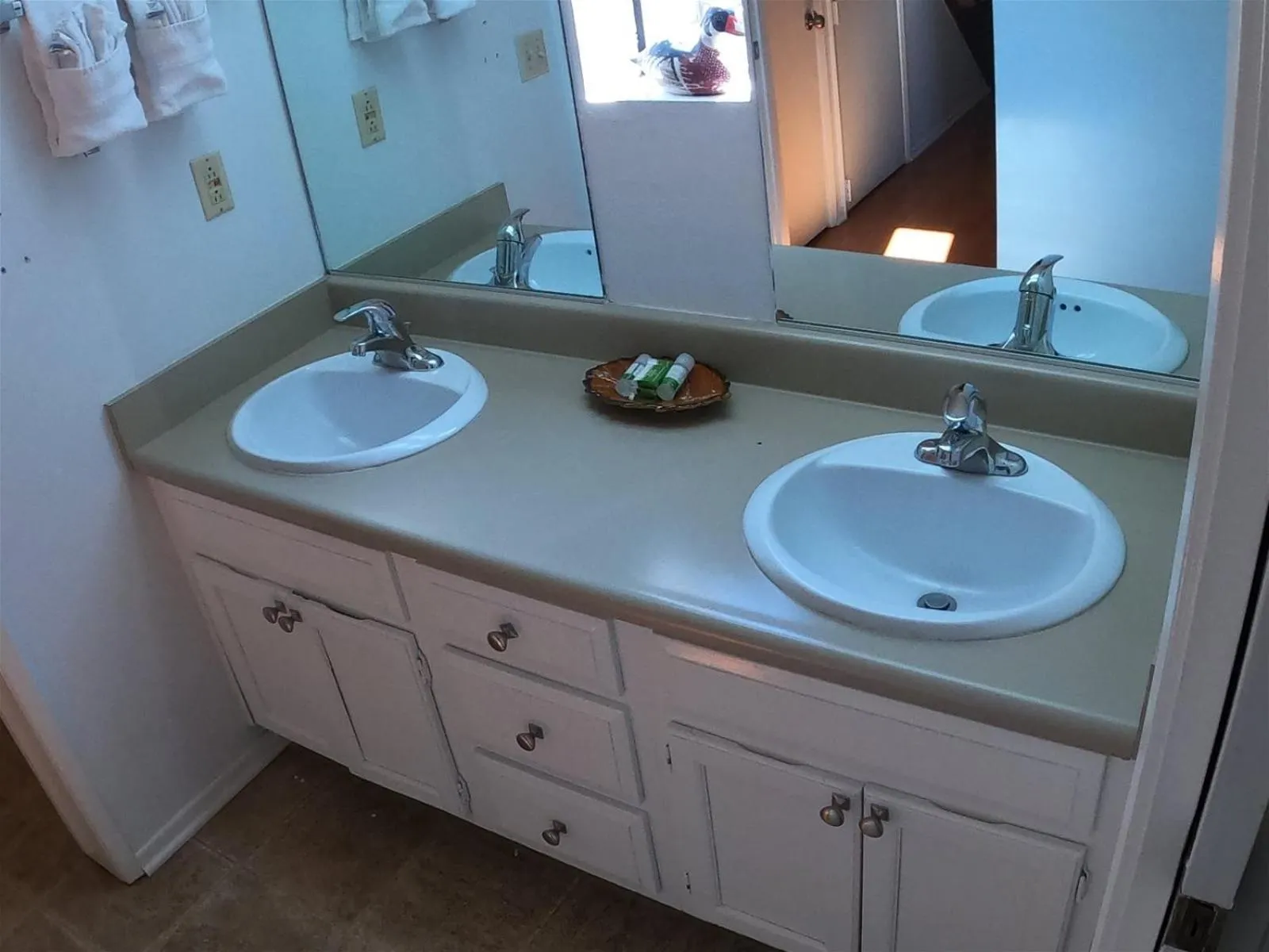 Property building in Rr-edgewater08