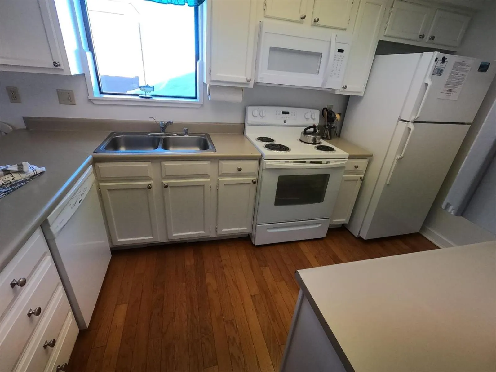 Property building in Rr-edgewater08