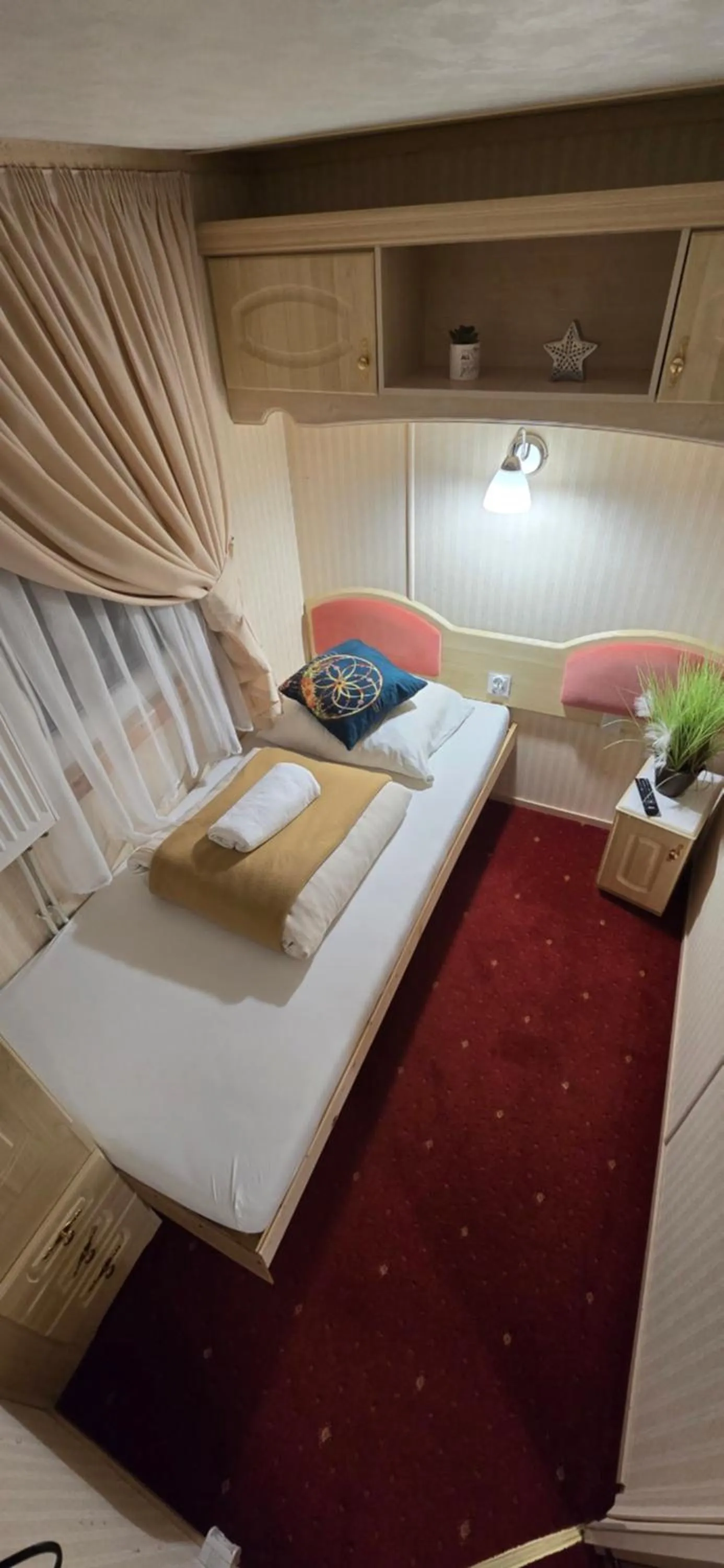 Bed in ZAJAZD ALBATROS Rzeszów SPA