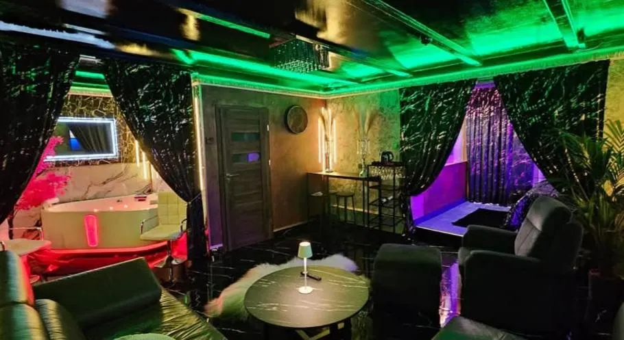 Communal lounge/ TV room in ZAJAZD ALBATROS Rzeszów SPA