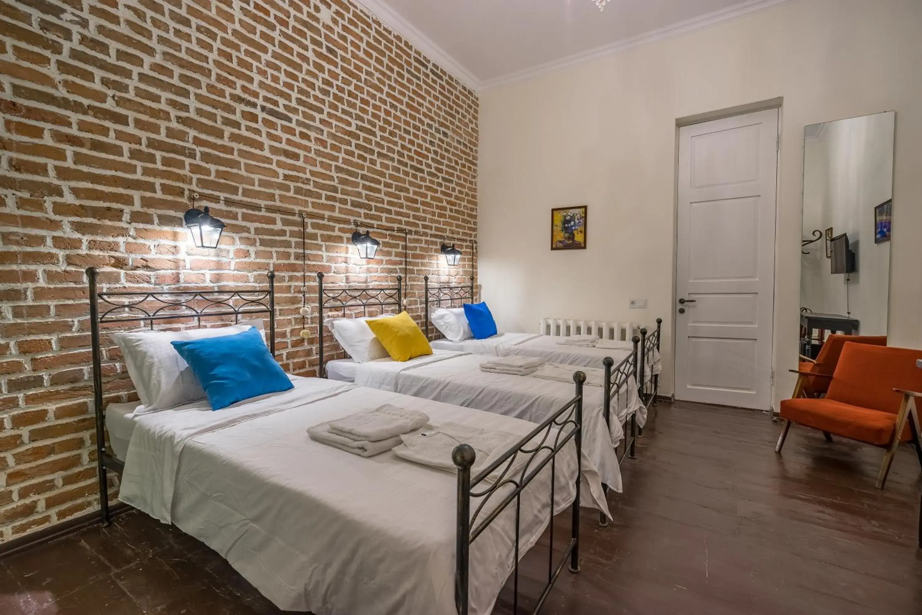 Triple Room in Doors Meidan Design Hotel Triple Room in Doors Meidan Design Hotel