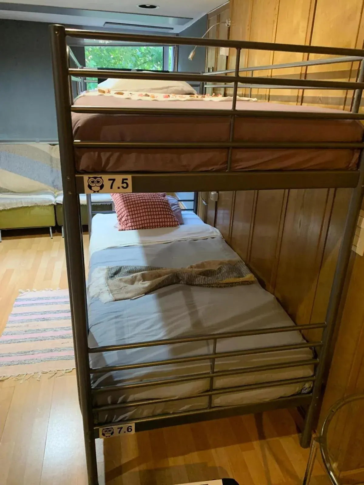 Bed in 6-Bed Female Dormitory Room in Corujinha Hostel Bed in 6-Bed Female Dormitory Room in Corujinha Hostel