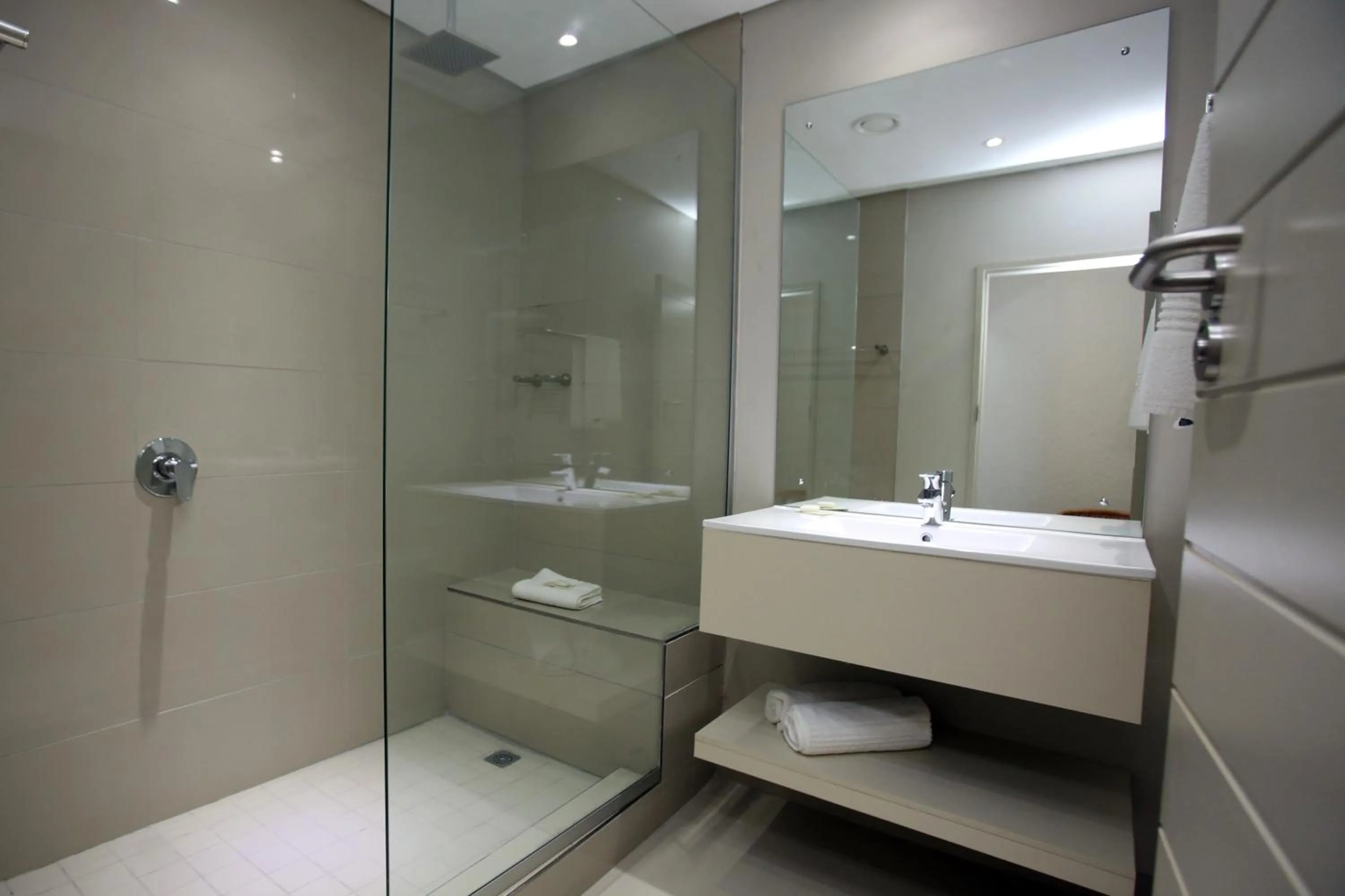 Shower in Hotel Osner