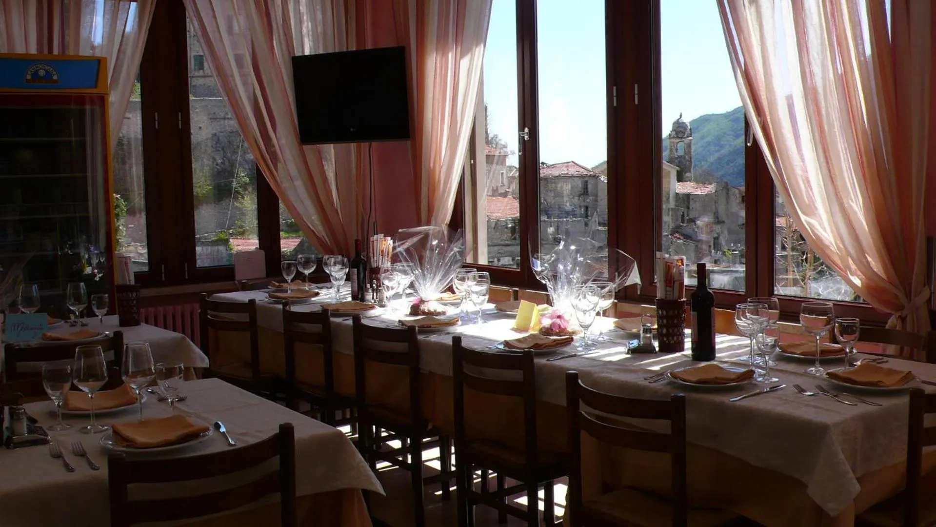 Restaurant/places to eat in Albergo Cecchin