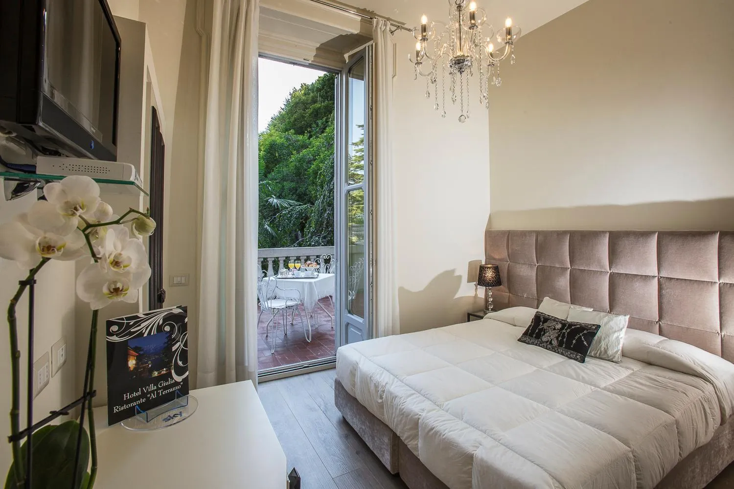 Photo of the whole room, Bed in Boutique Hotel Villa Giulia